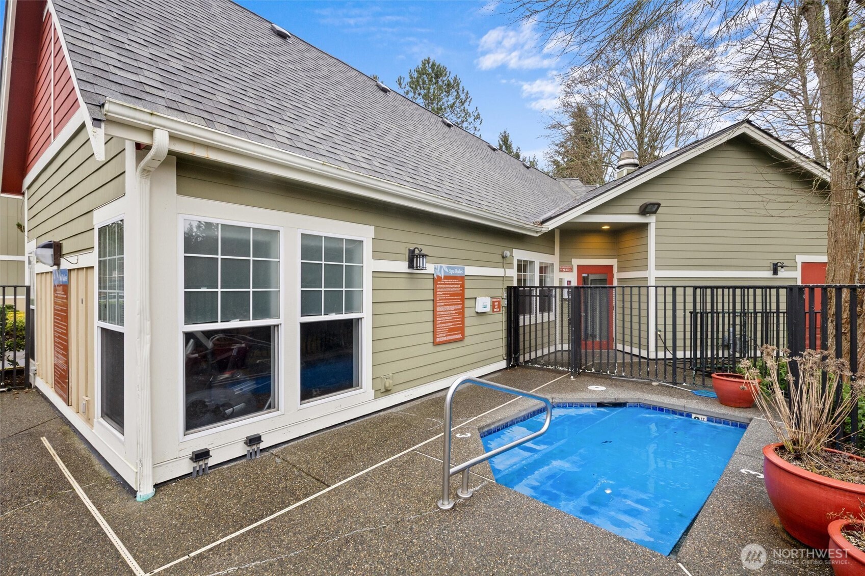7711 NE 175th Street Unit: C305