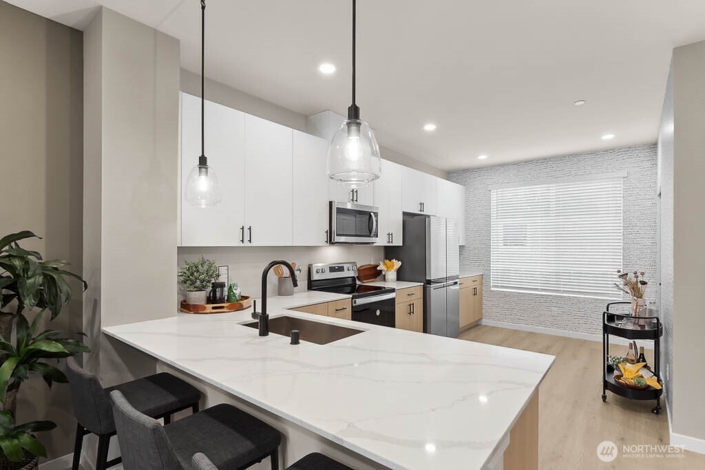 16111 36th Avenue W Unit: H5