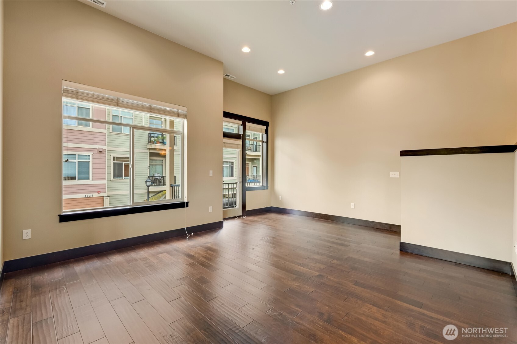 4020 NE 3rd Place Unit: B