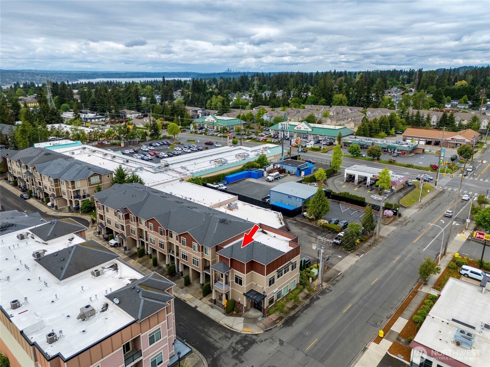 4020 NE 3rd Place Unit: B