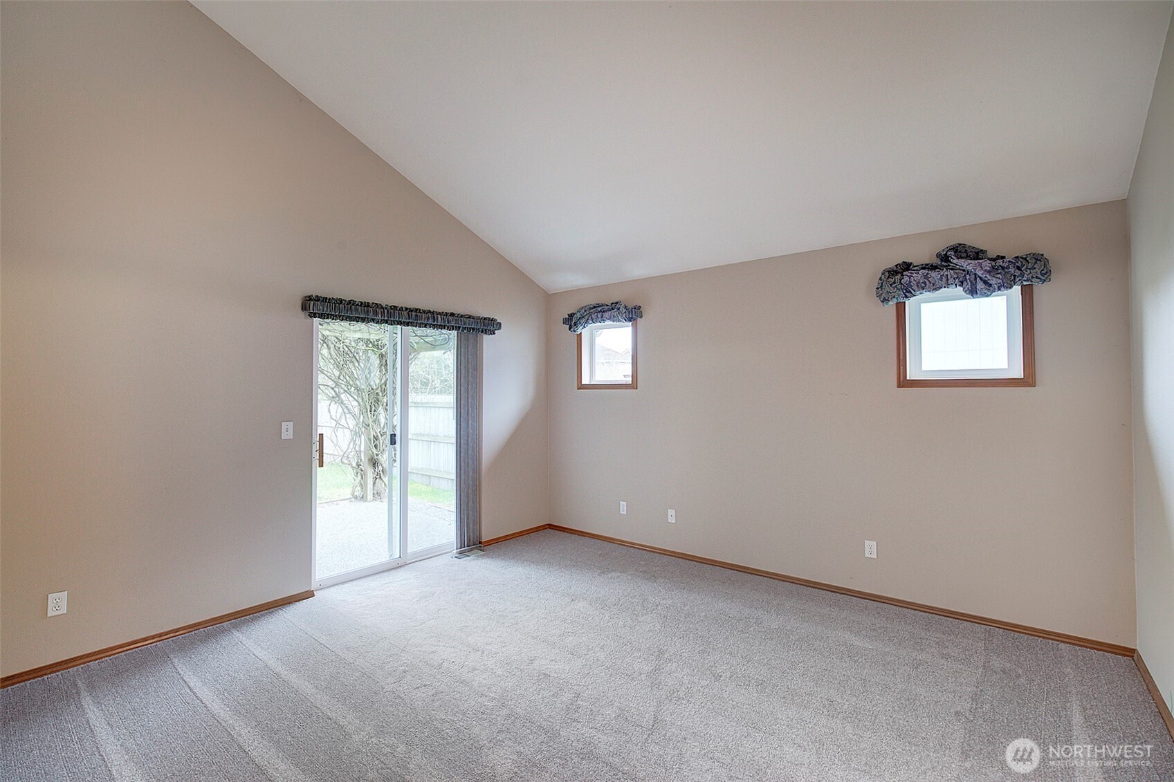 15881 Lords lake Avenue SE