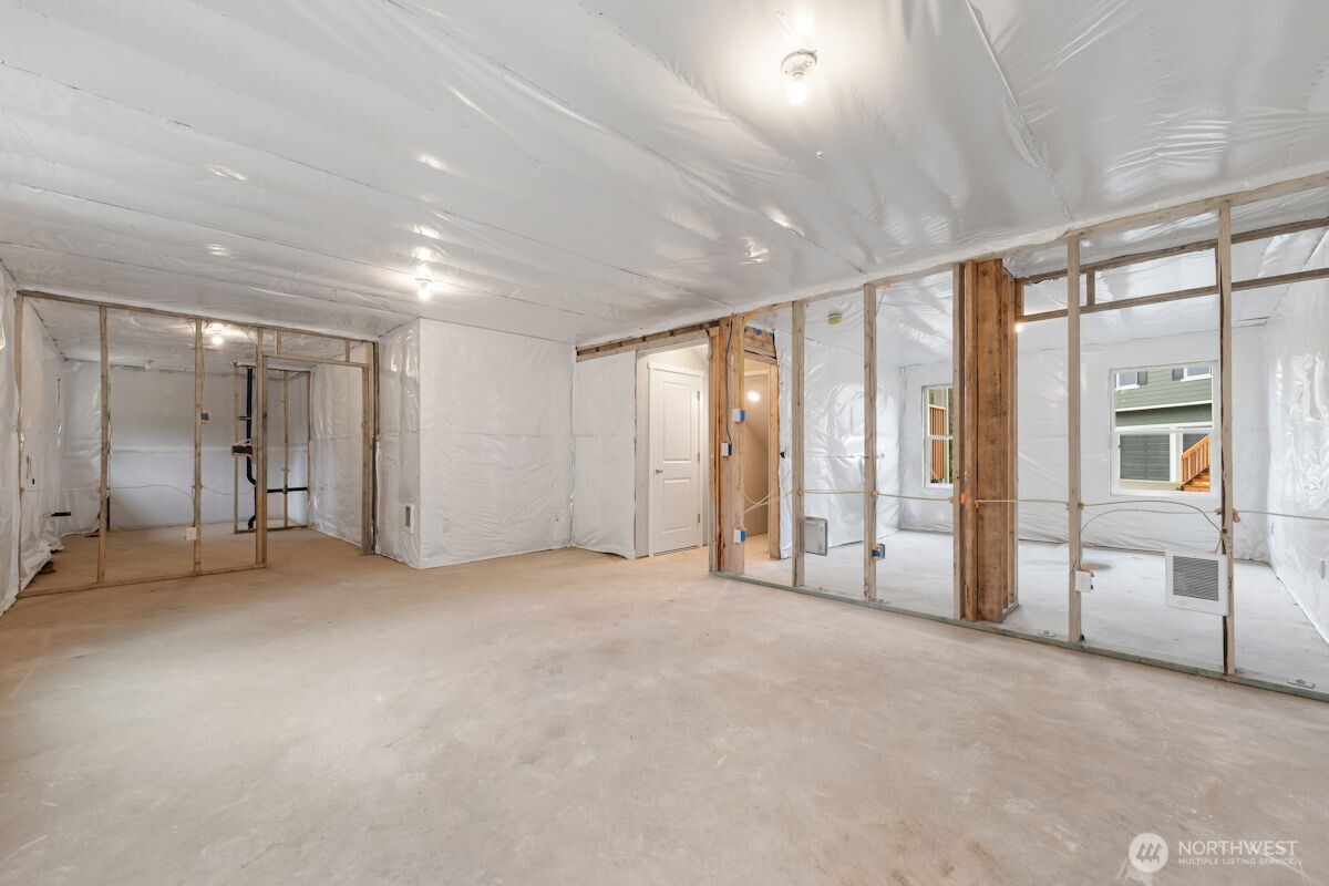 8119 108th Street NE Unit: 2A
