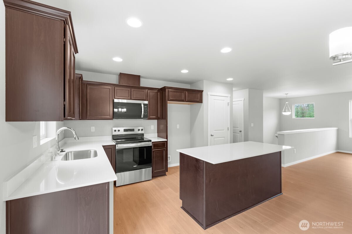 8119 108th Street NE Unit: 2A