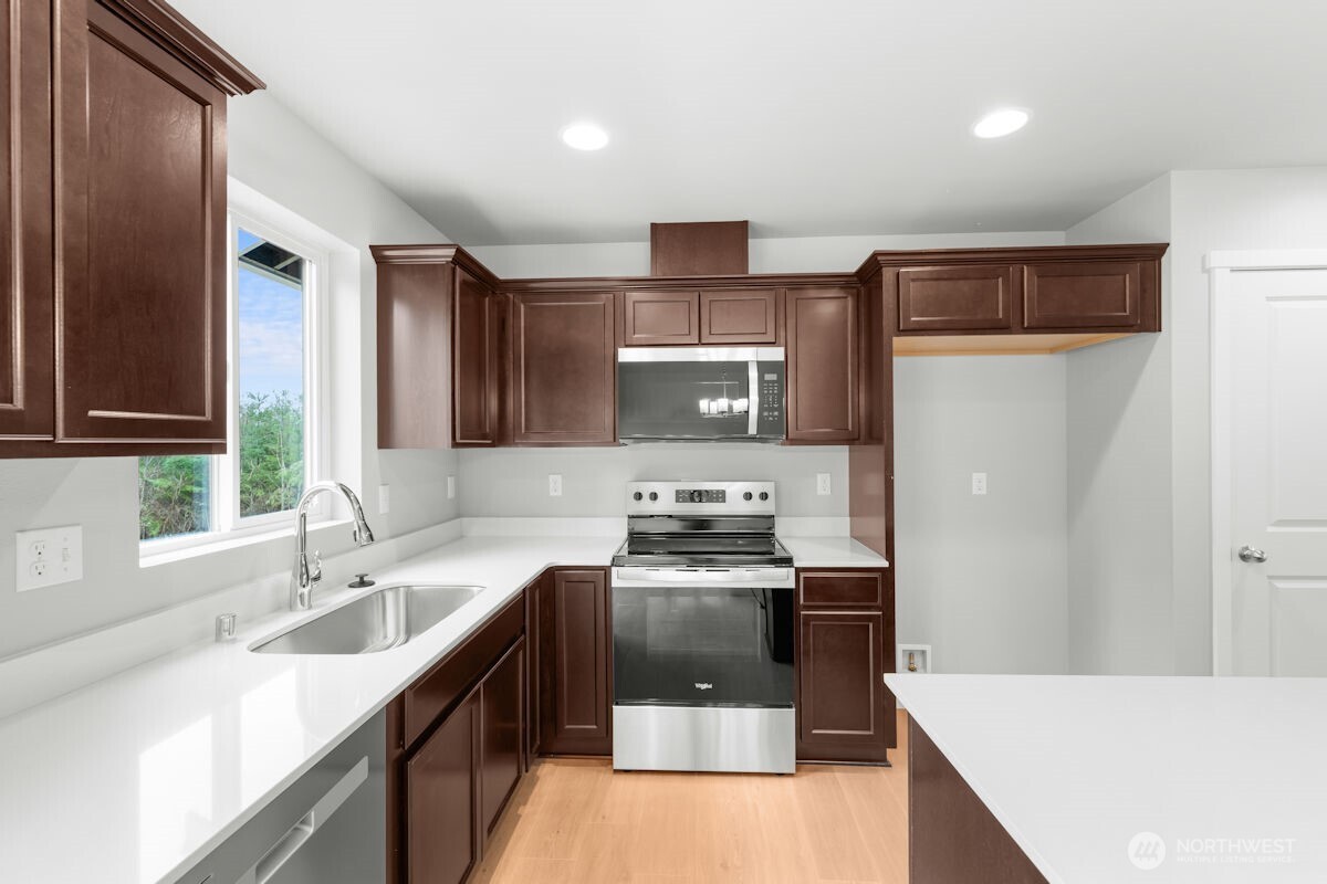 8119 108th Street NE Unit: 2A