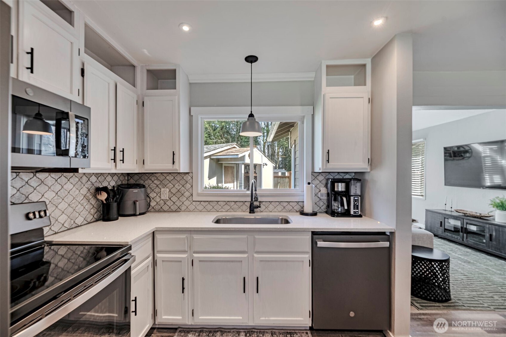 13825 Fender Drive