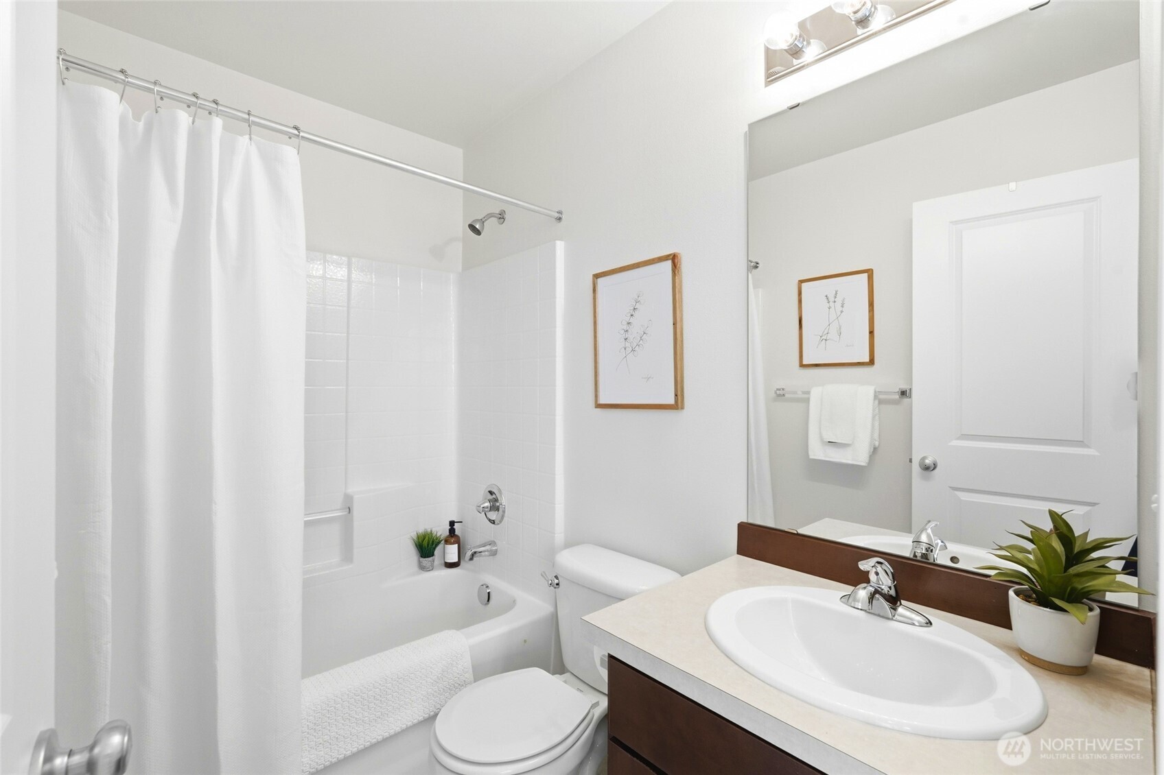 10175 156th Court NE Unit: 105