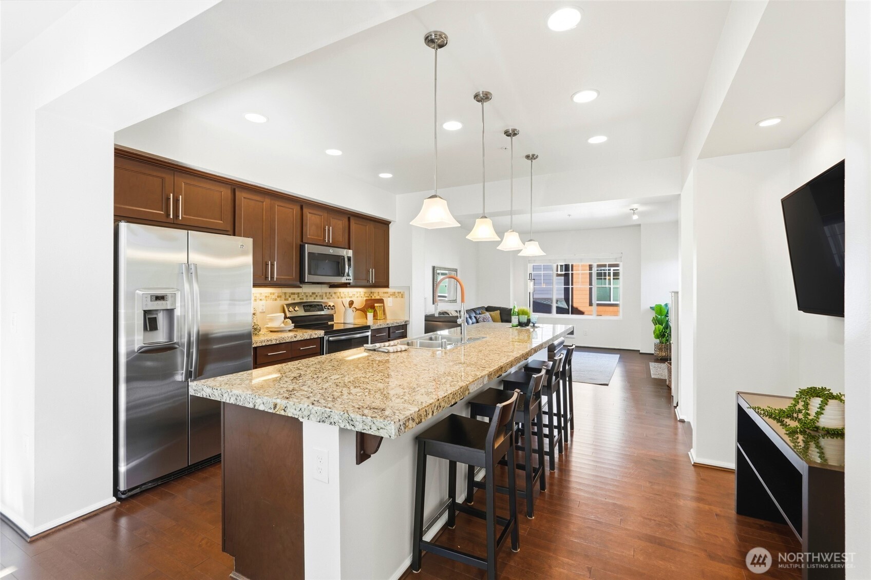 10175 156th Court NE Unit: 105