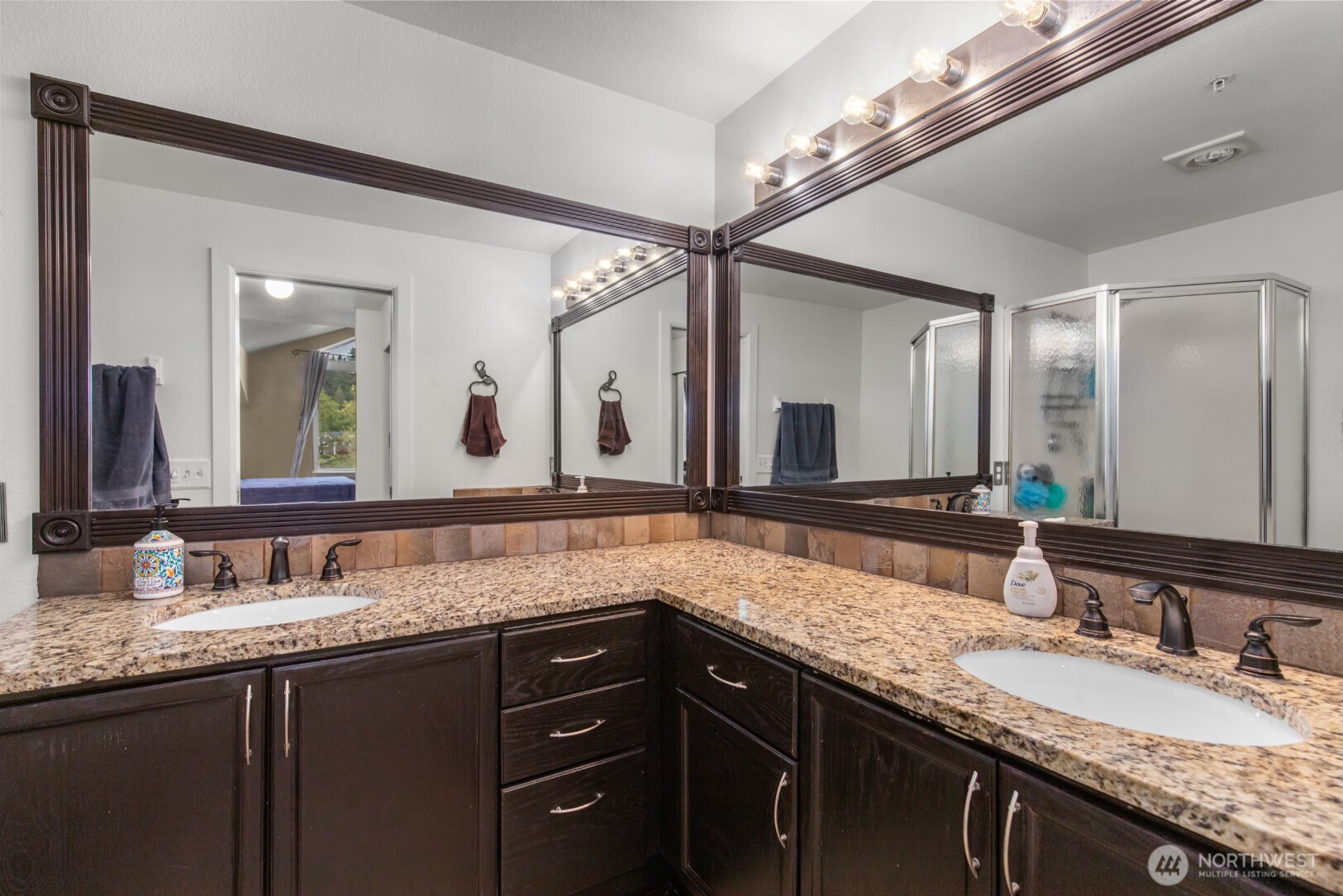 15809 Waynita Way NE Unit: G204