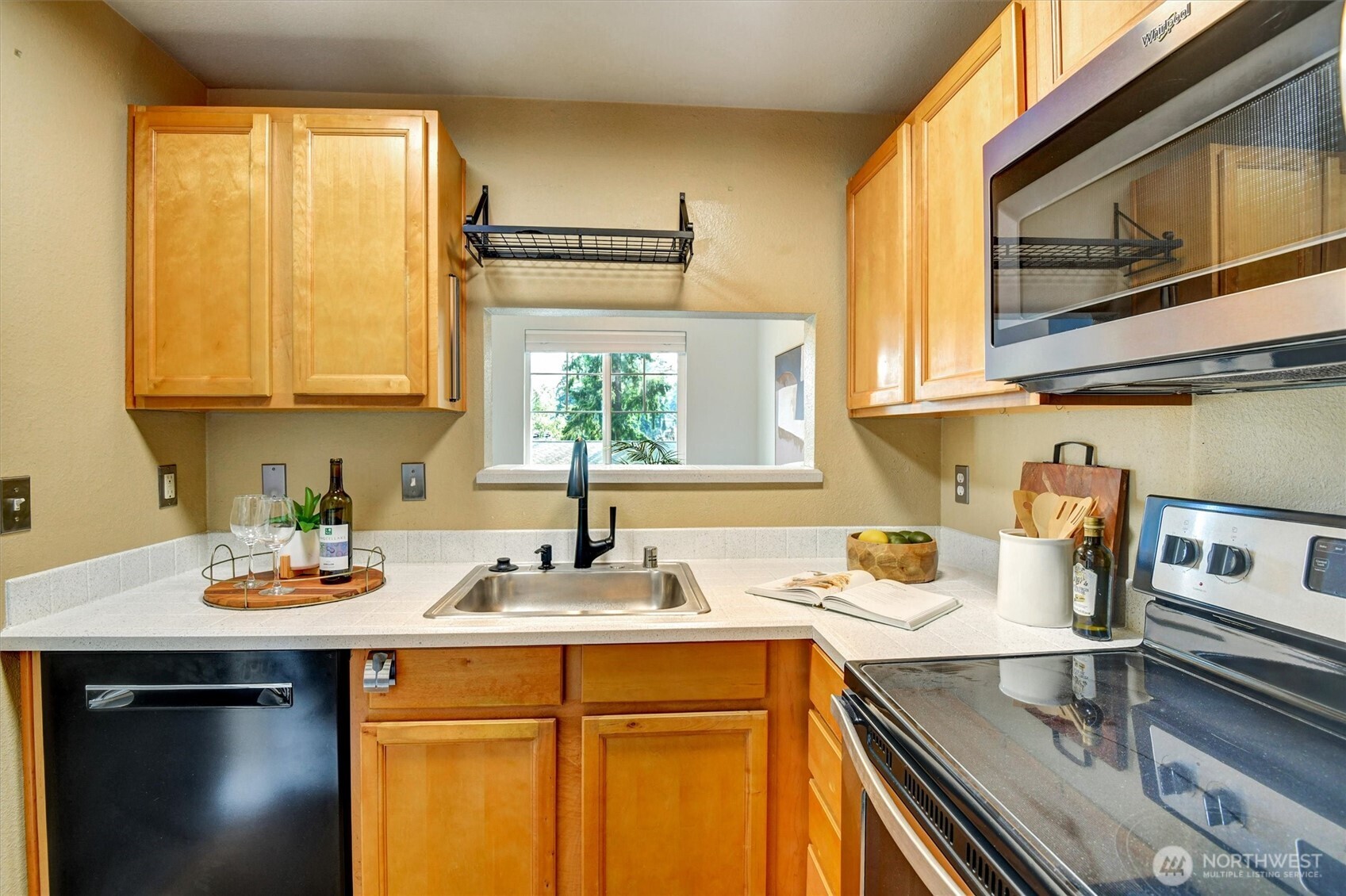 1127 N 198th Street Unit: A303