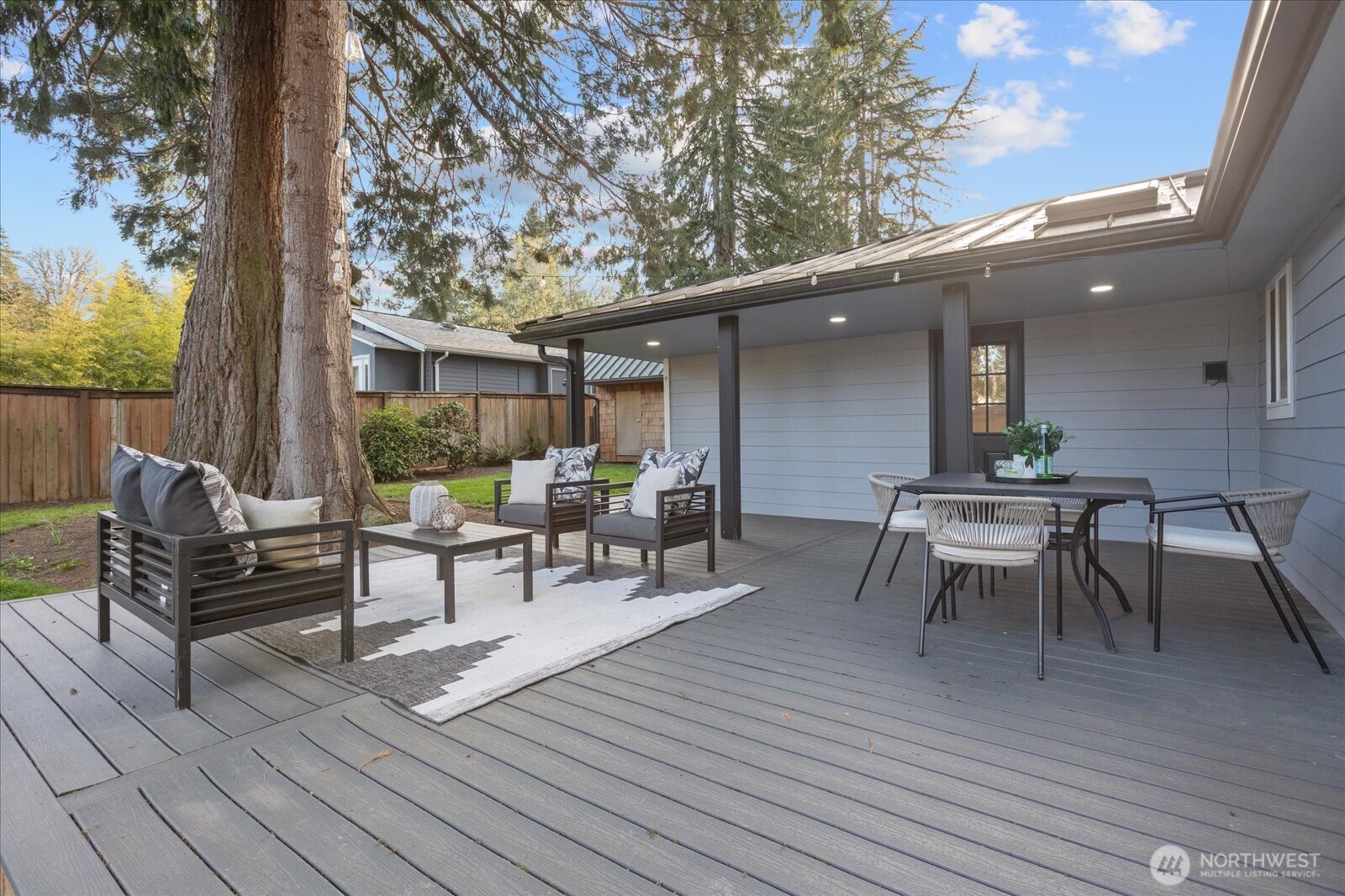 3809 NE 105th Street