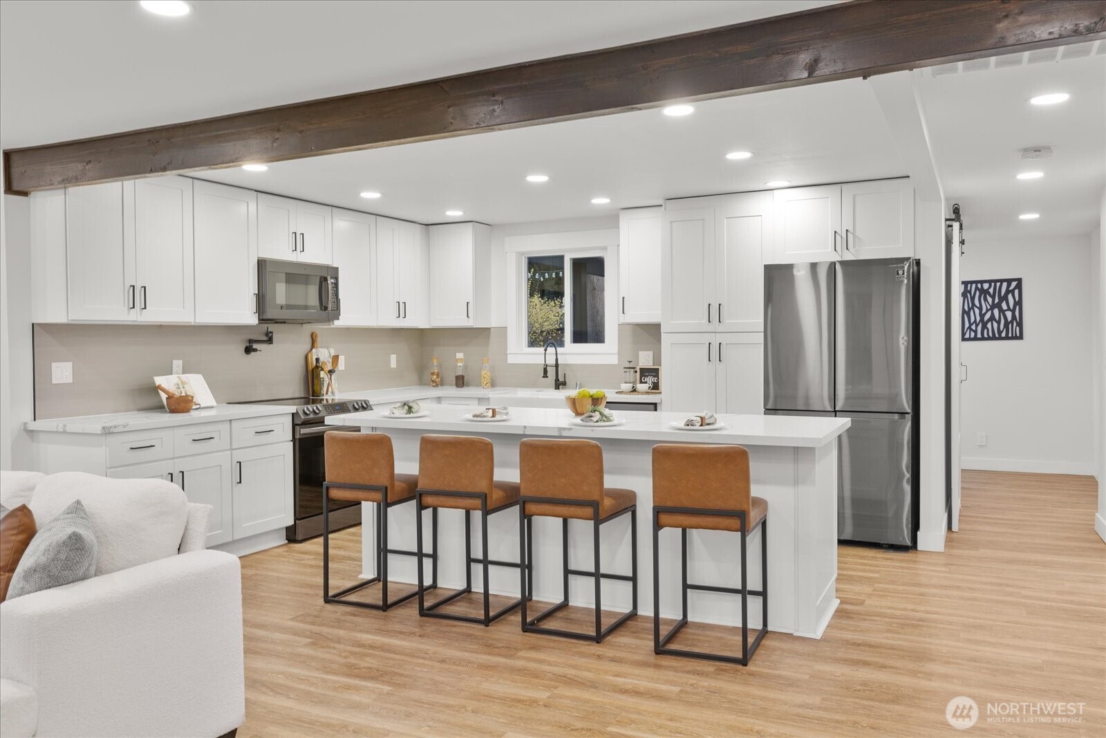 3809 NE 105th Street