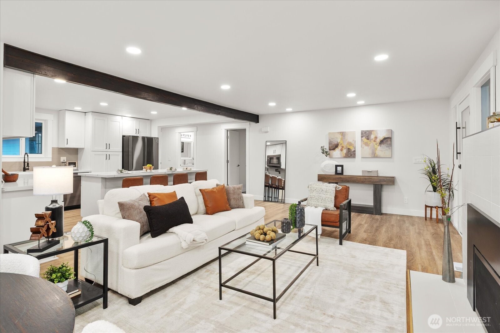 3809 NE 105th Street