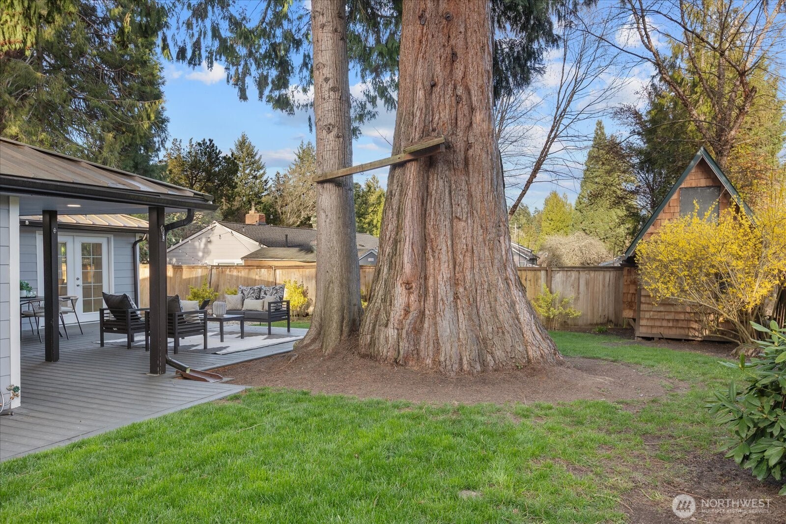 3809 NE 105th Street