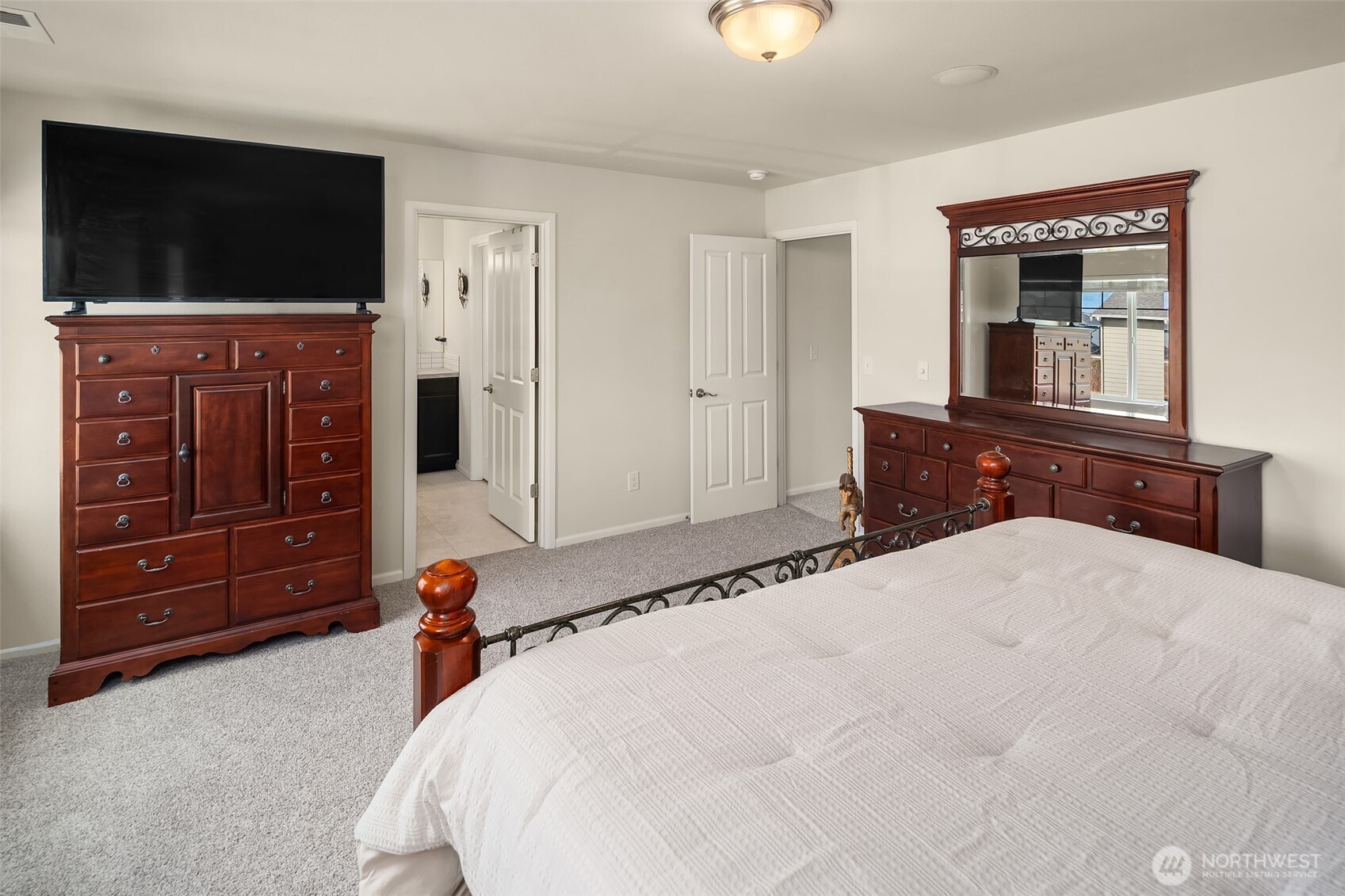 10502 189th Street E