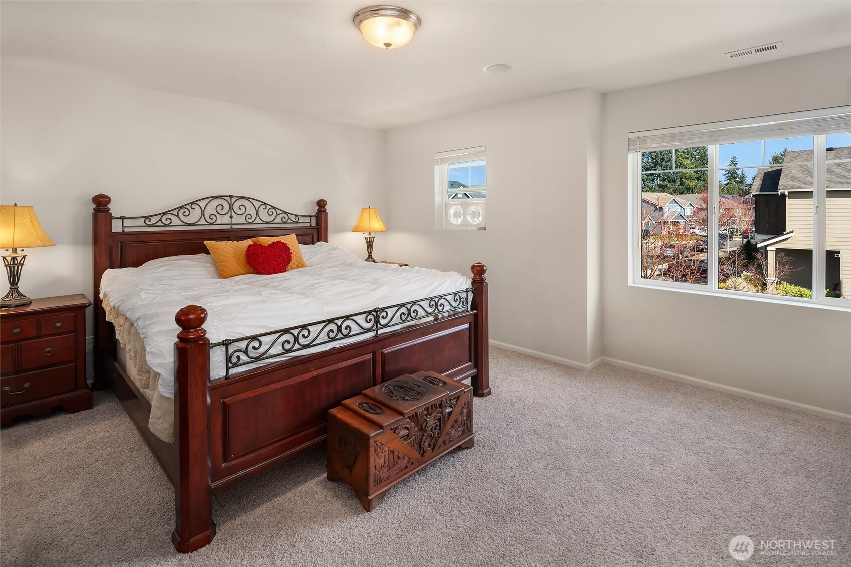 10502 189th Street E