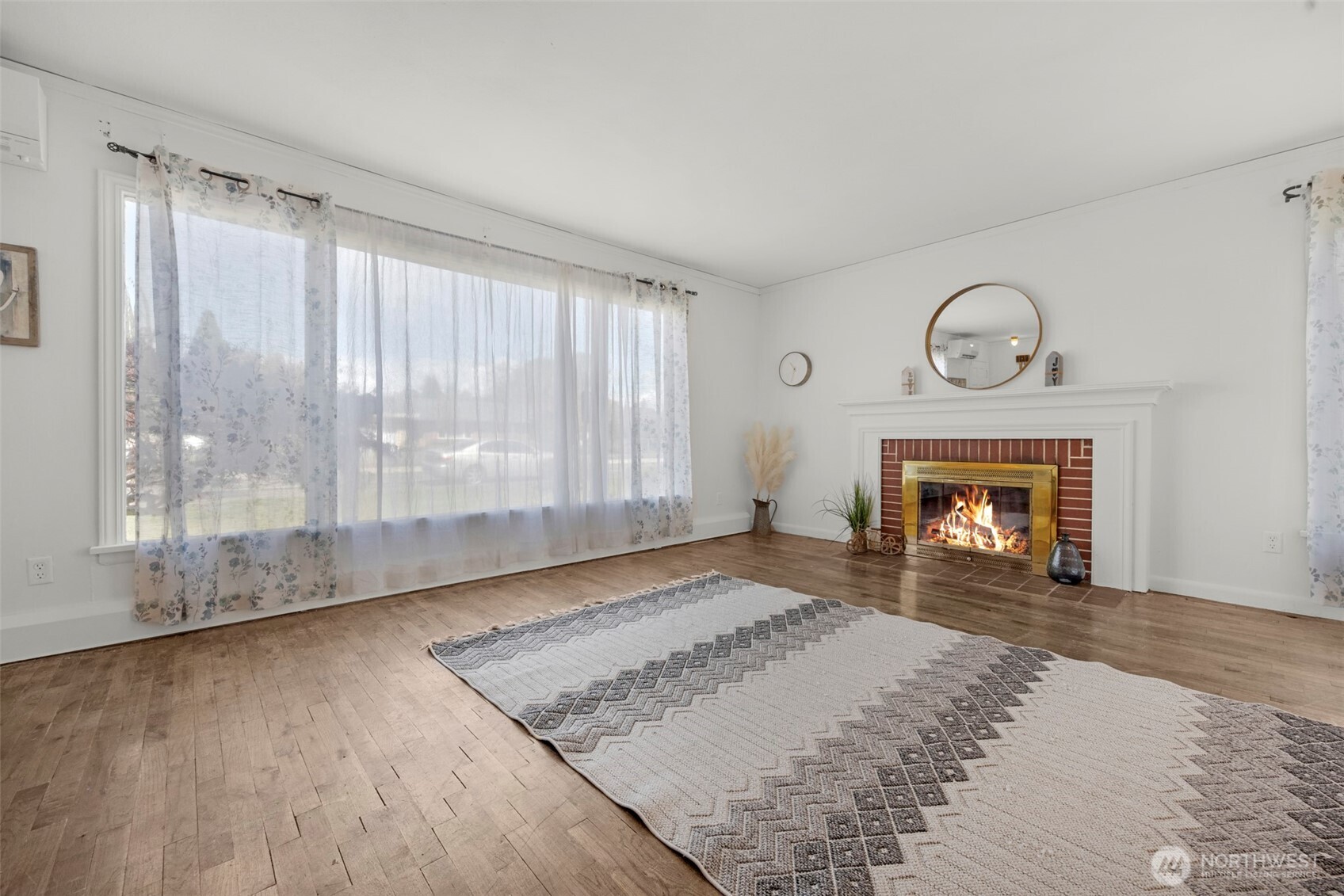 1814 2nd Street