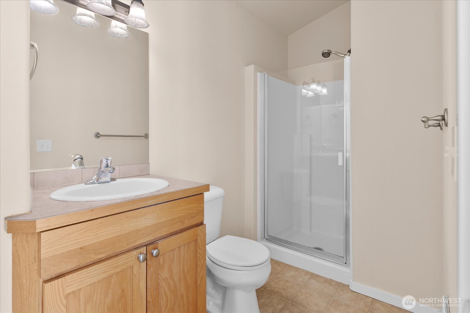 205 Avenue E Unit: B