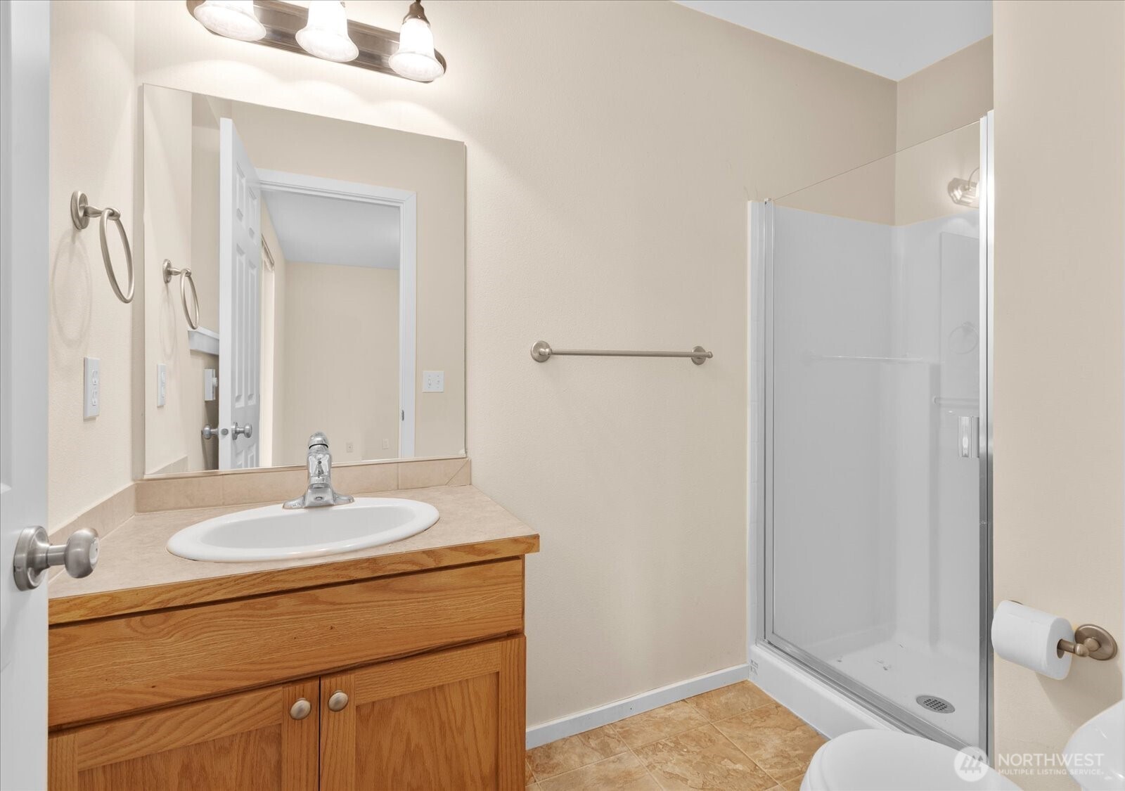 205 Avenue E Unit: B
