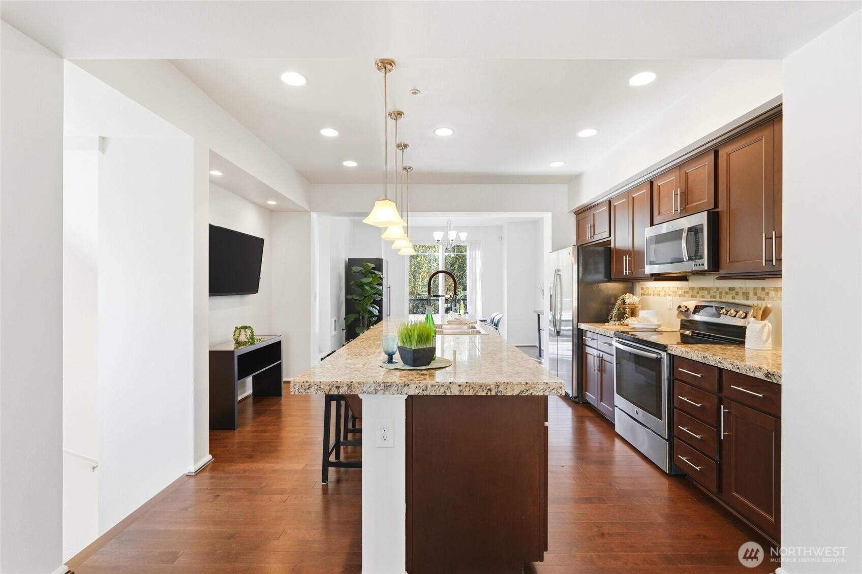 10175 156th Court NE Unit: 105