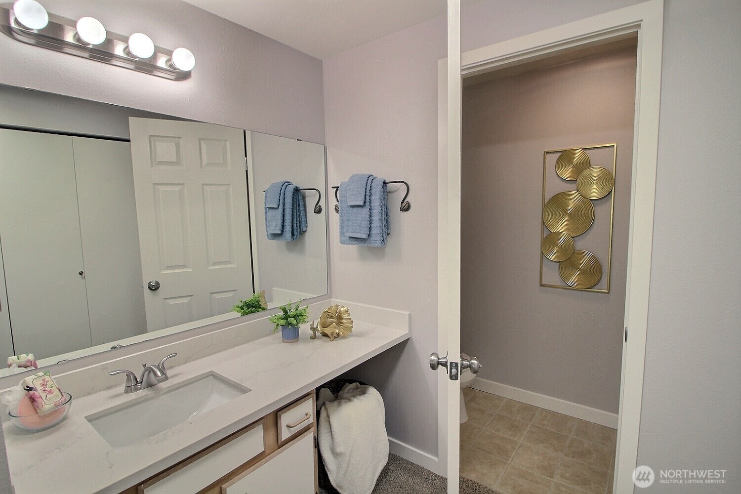 975 Aberdeen Avenue NE Unit: L202