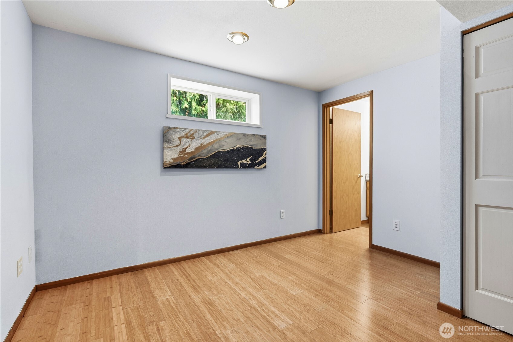 22109 93 Place W