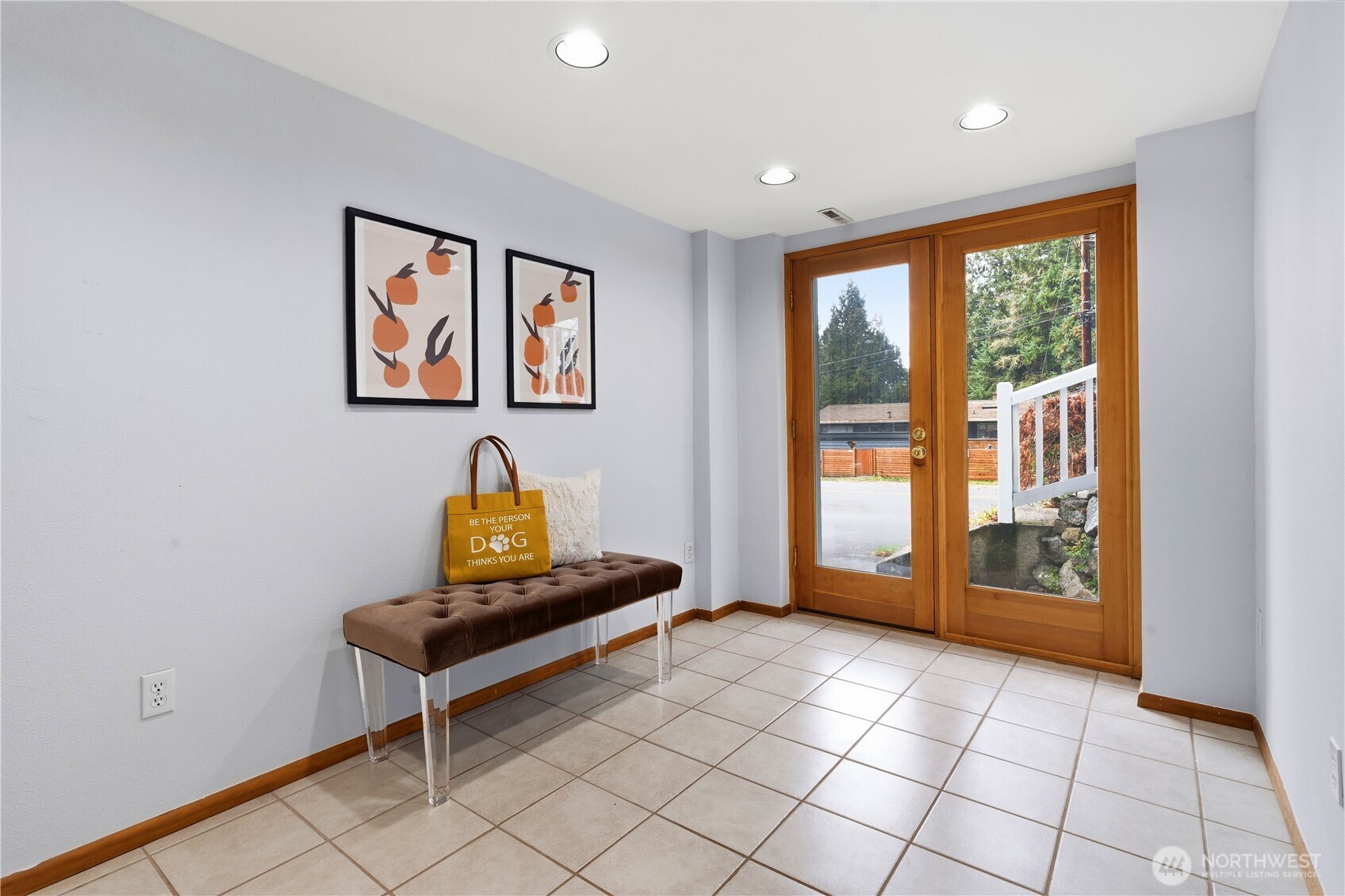 22109 93 Place W