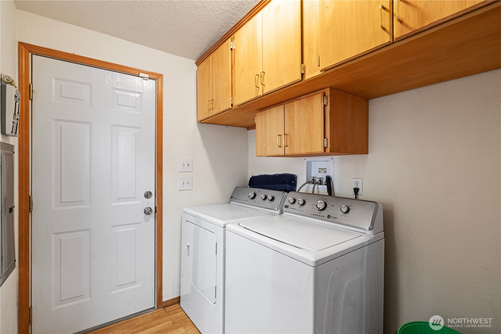 403 Apple Place SW