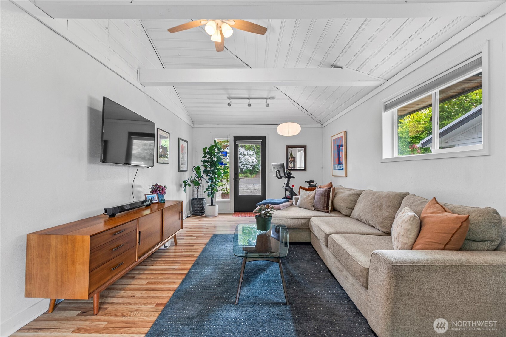 1109 Clinton Place