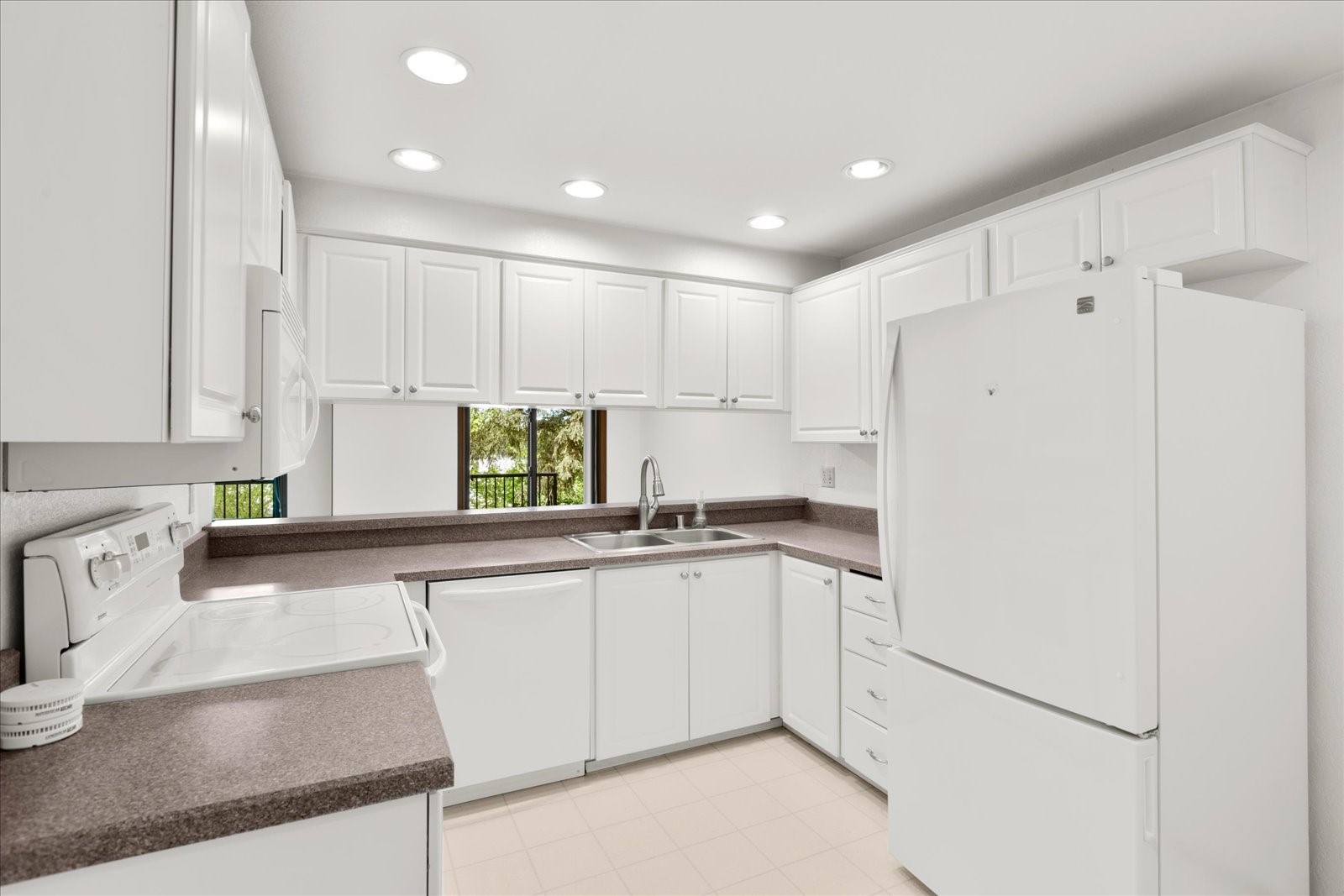 11615 127th Lane NE Unit: A1