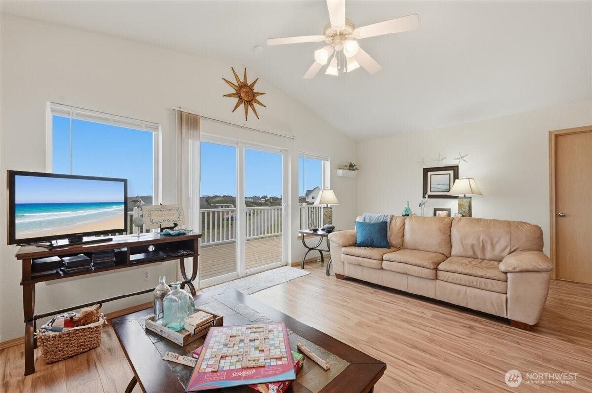 1244 Camero Loop SW