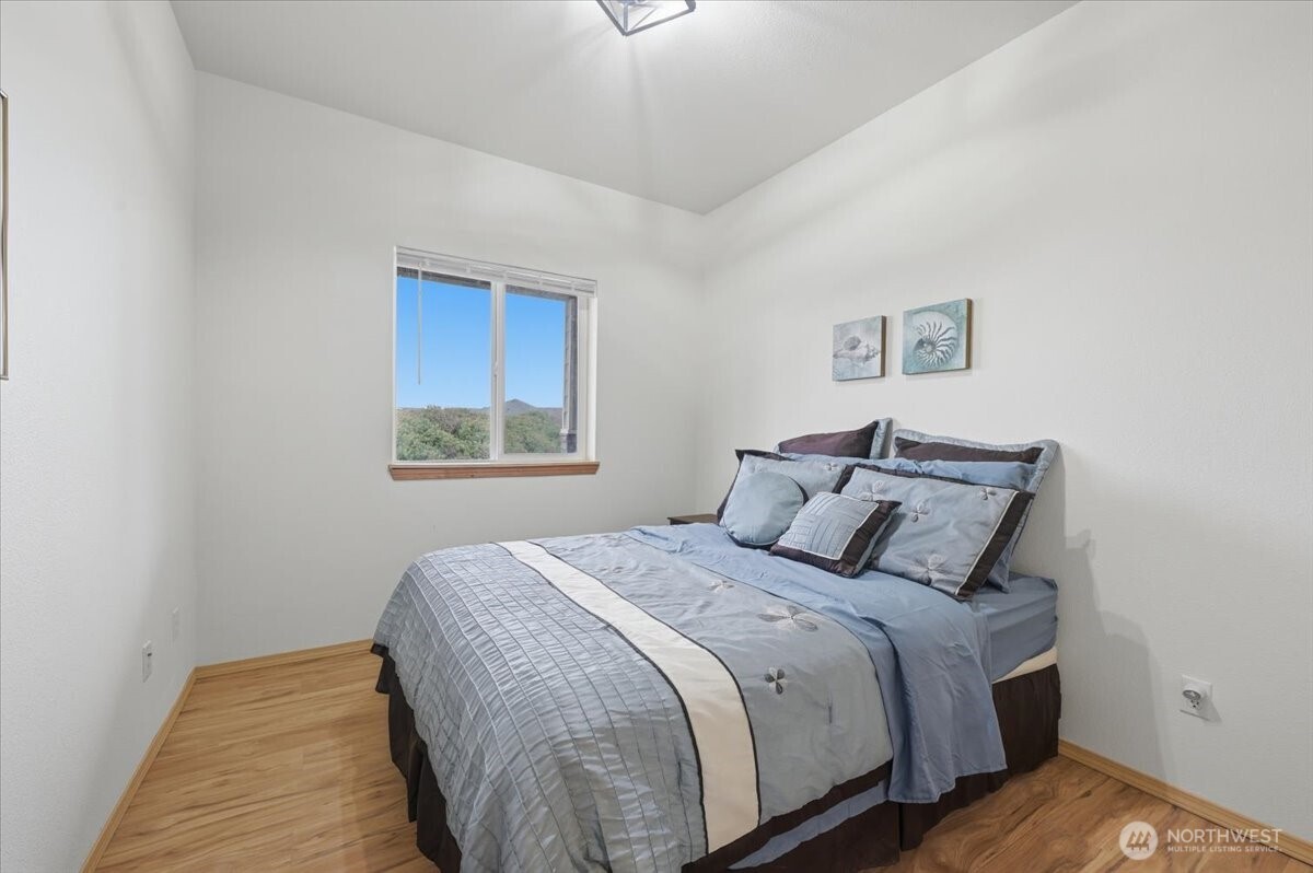 1244 Camero Loop SW