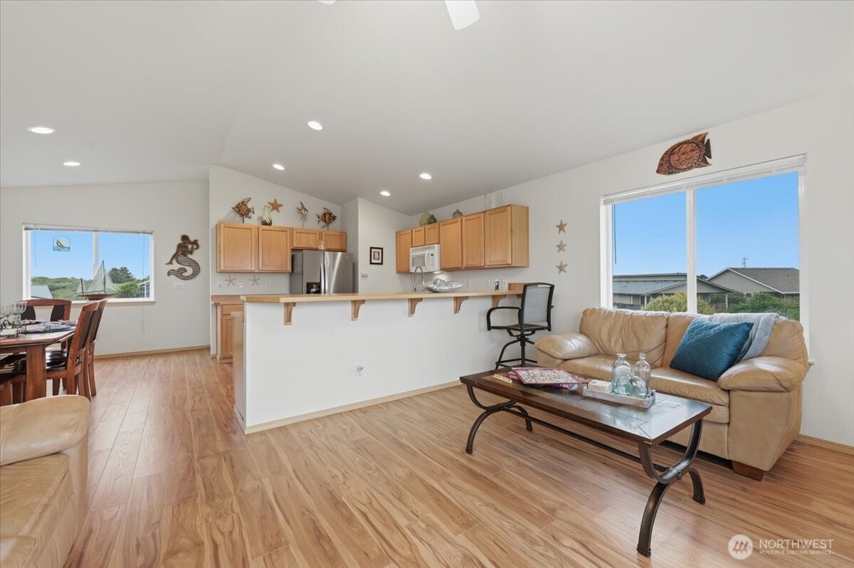 1244 Camero Loop SW
