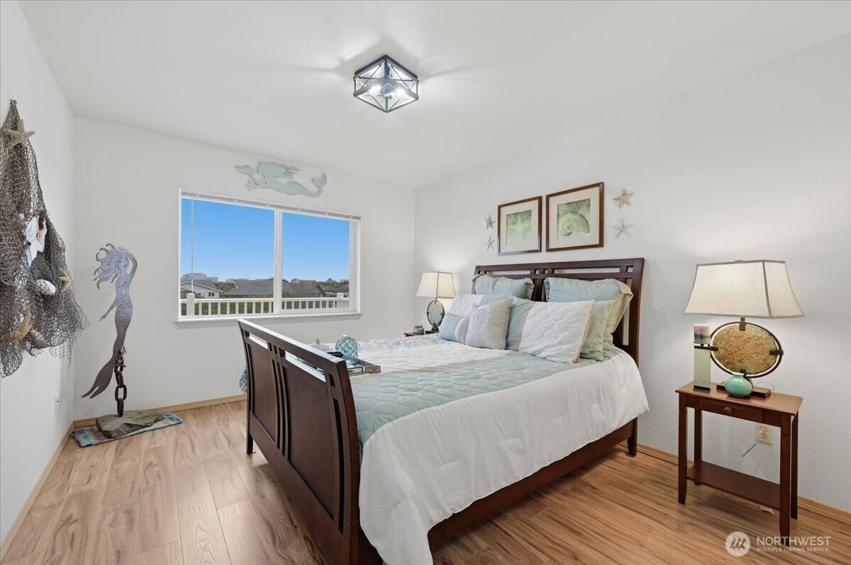 1244 Camero Loop SW