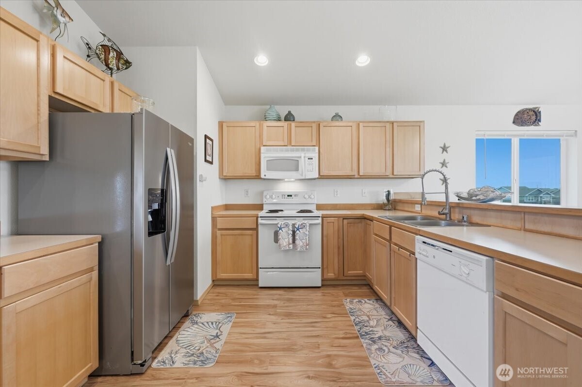 1244 Camero Loop SW