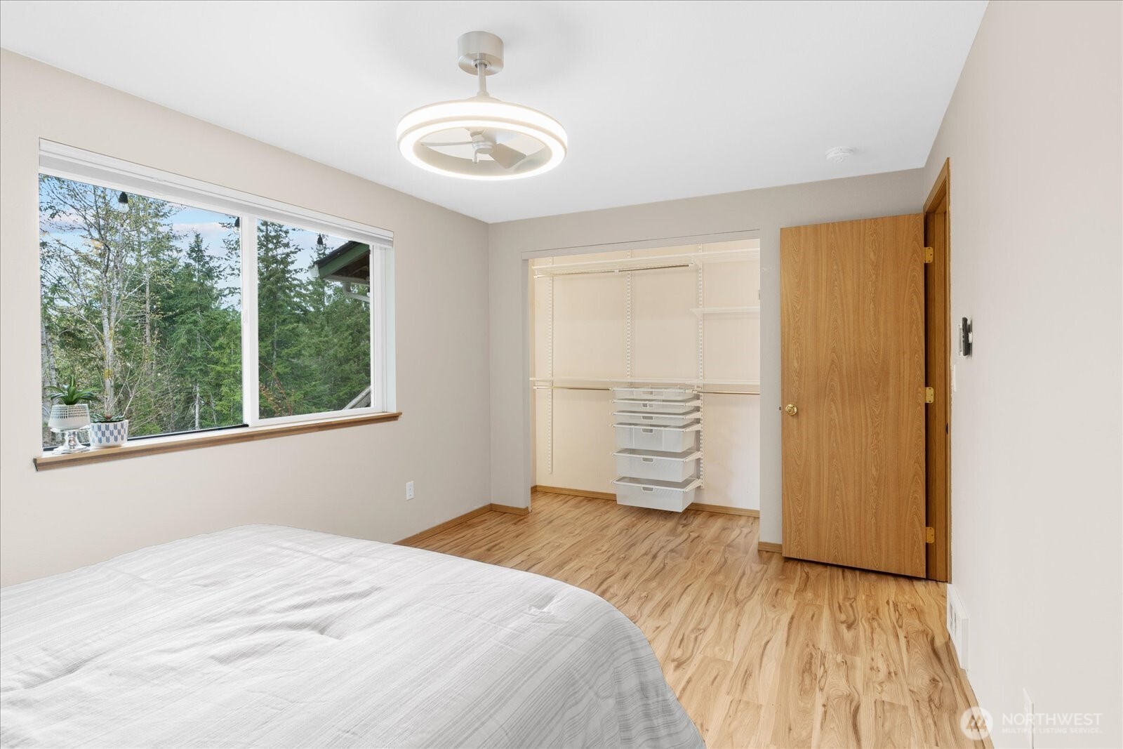 508 Summit Lake Shore Drive NW