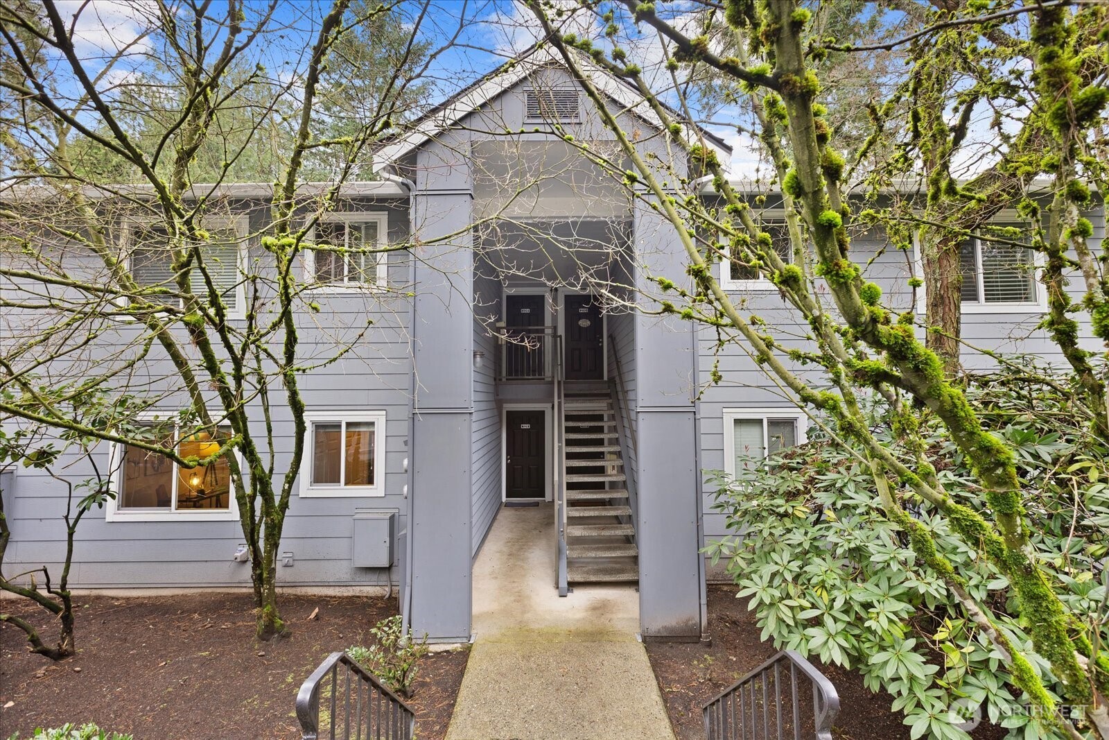 10018 NE 127th Place