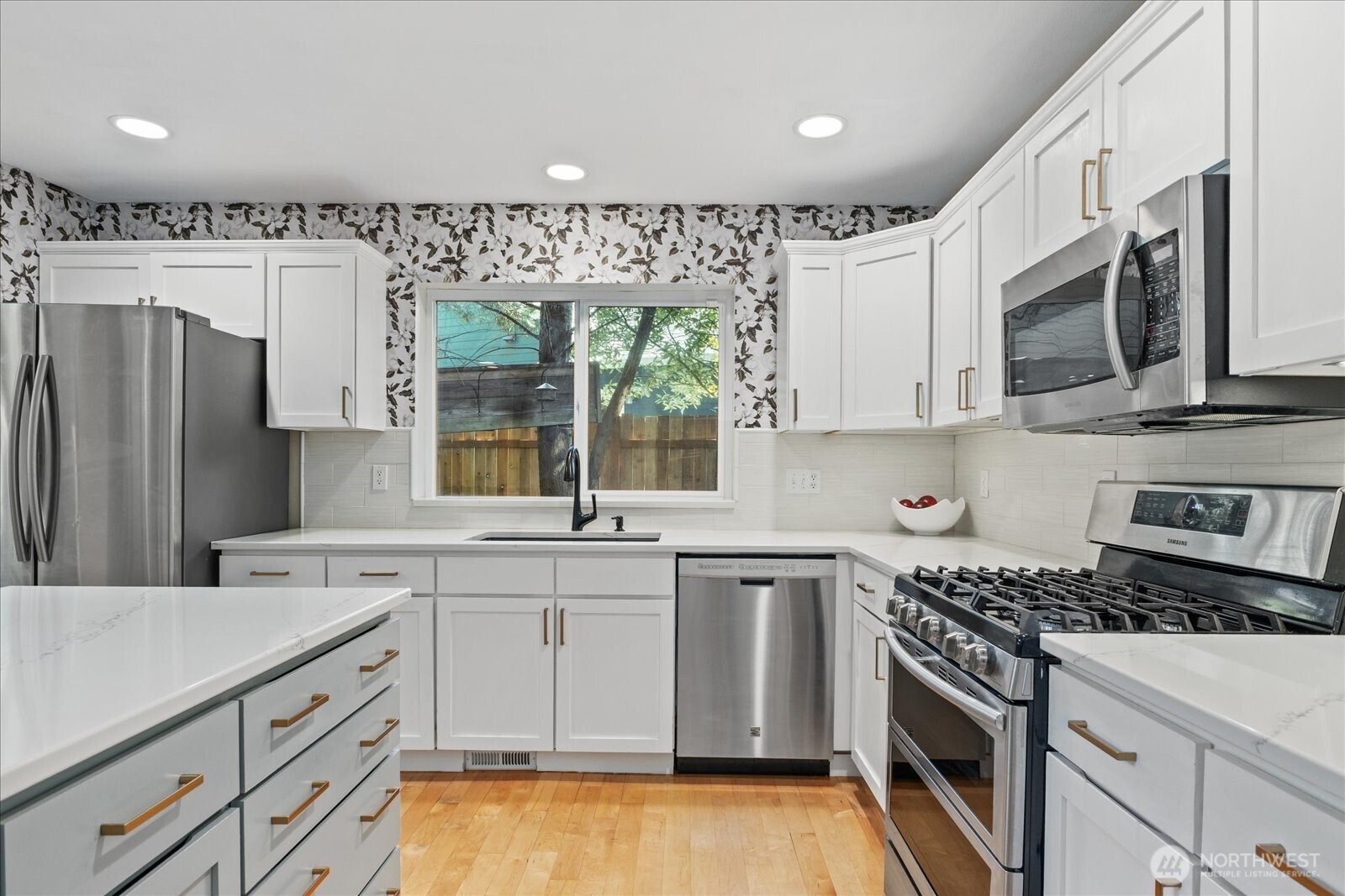 22033 99th Street SE