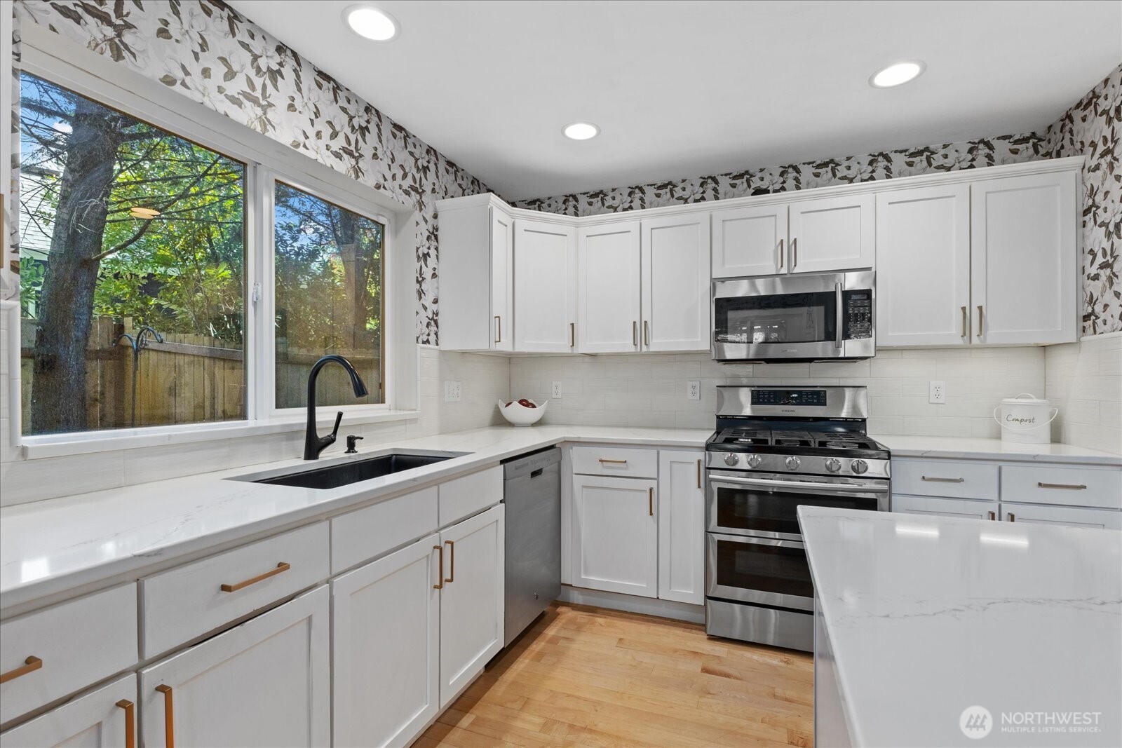 22033 99th Street SE