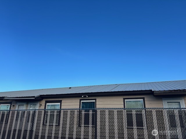 705 N 1st Street