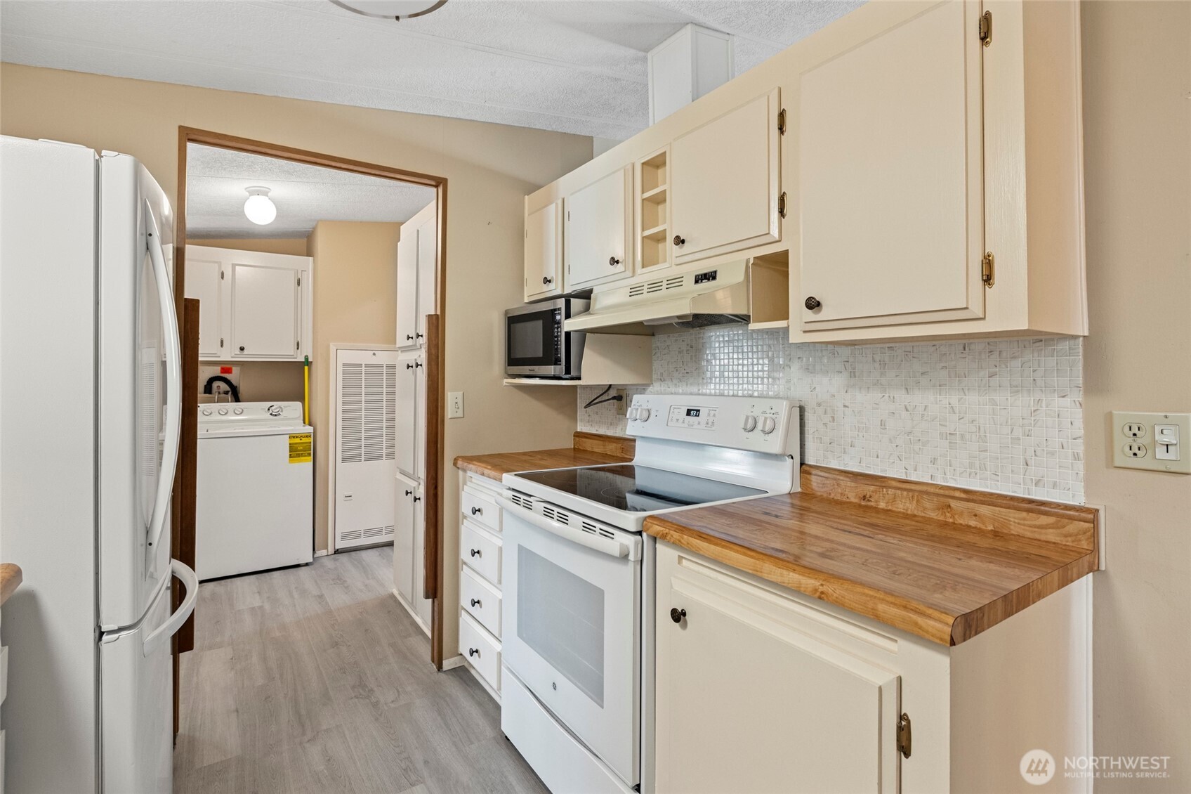 2725 E Fir Street Unit: 80