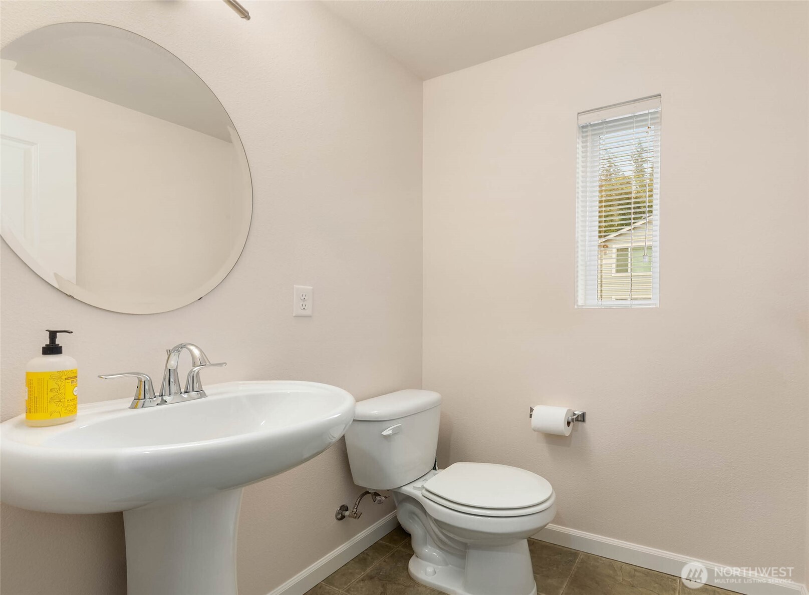 15720 Manor Way Unit: G4