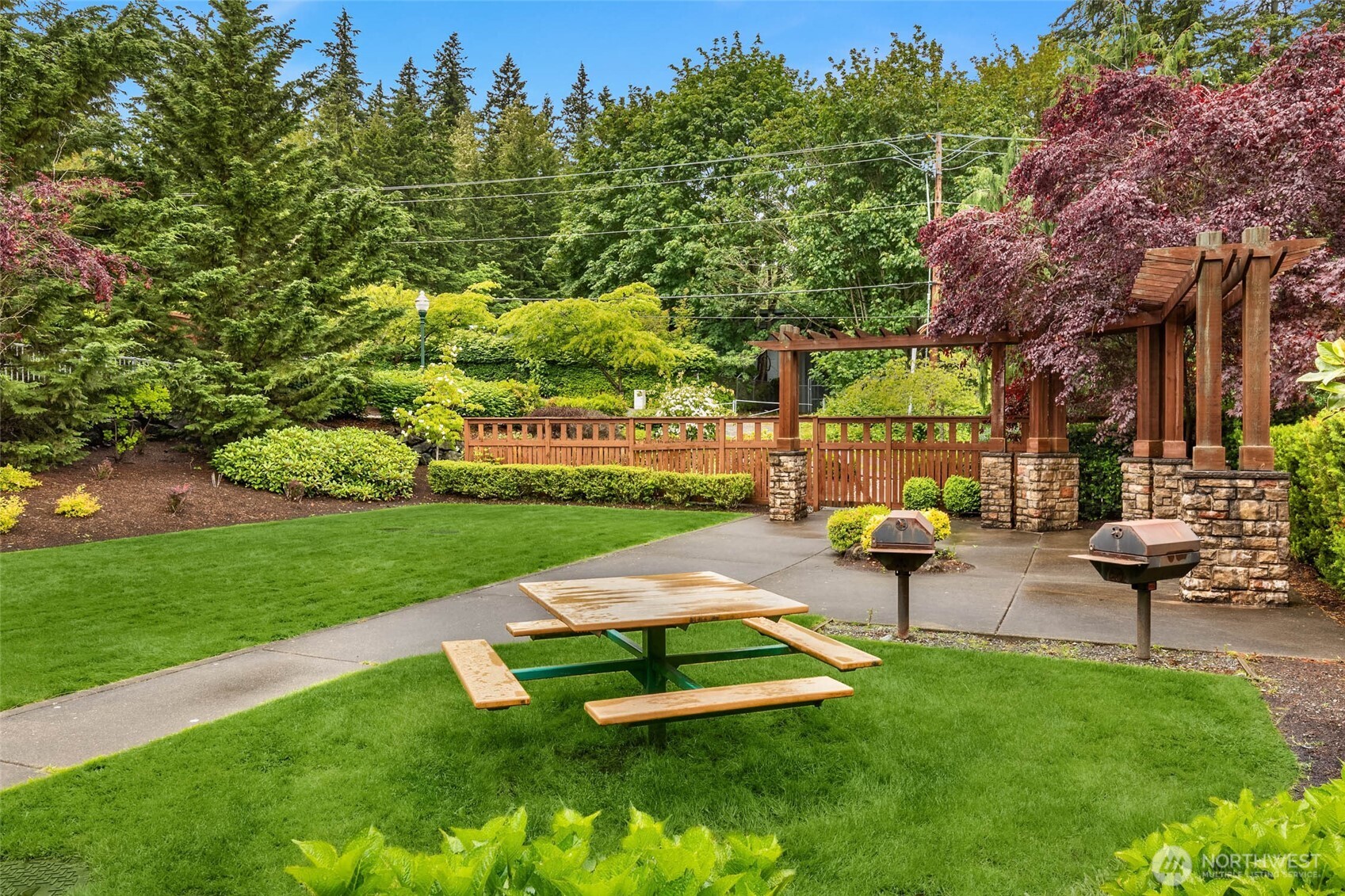 15720 Manor Way Unit: G4