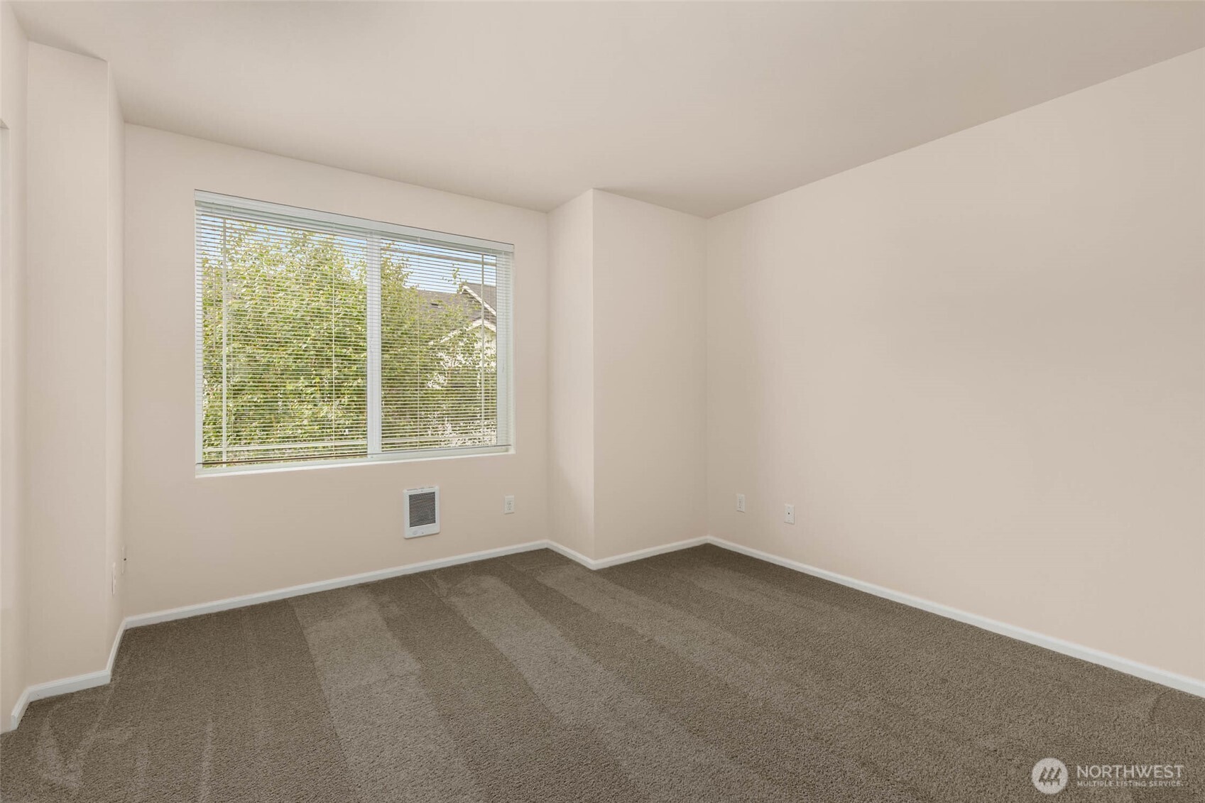 15720 Manor Way Unit: G4