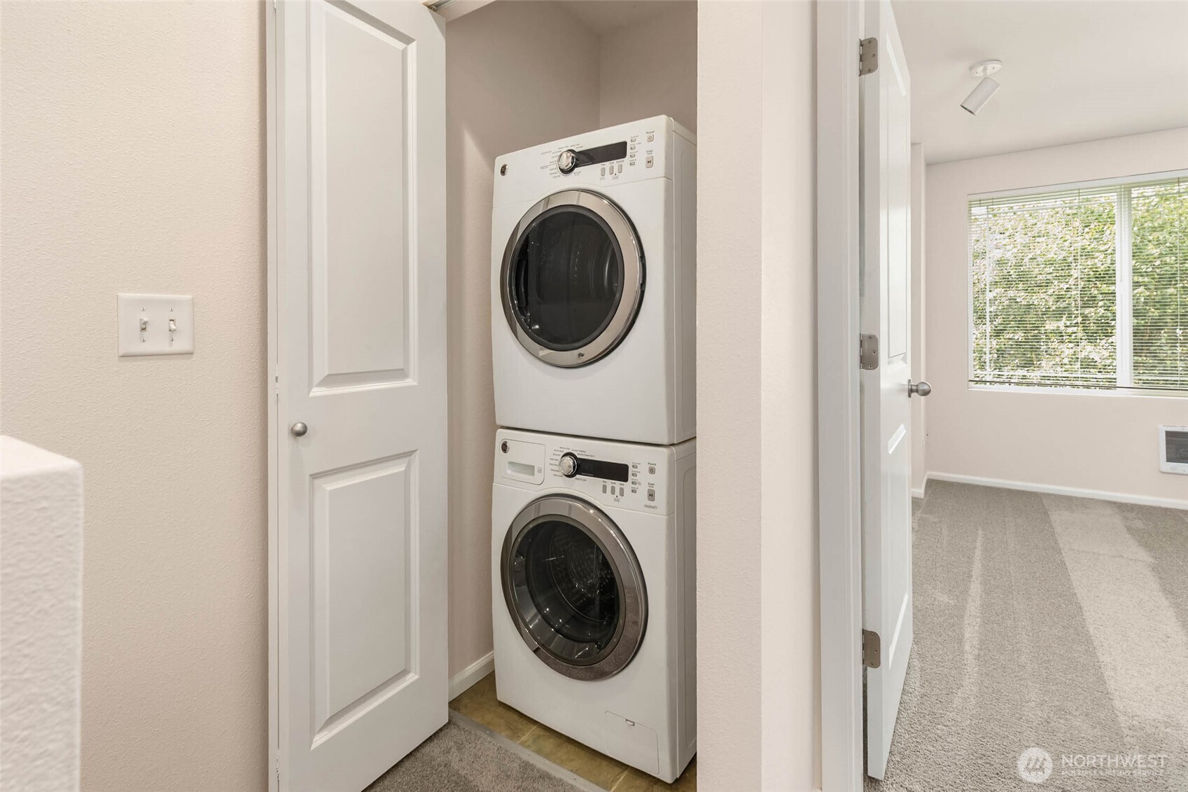 15720 Manor Way Unit: G4