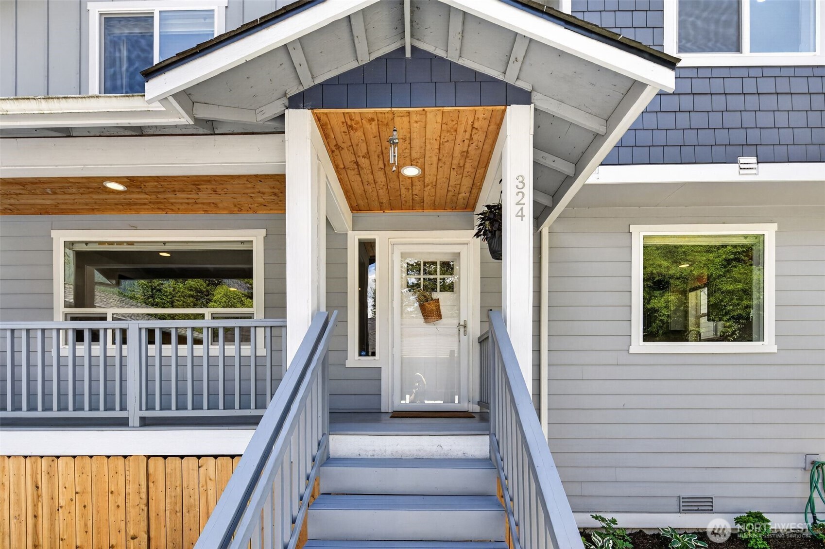 324 E 2nd Street Unit: B