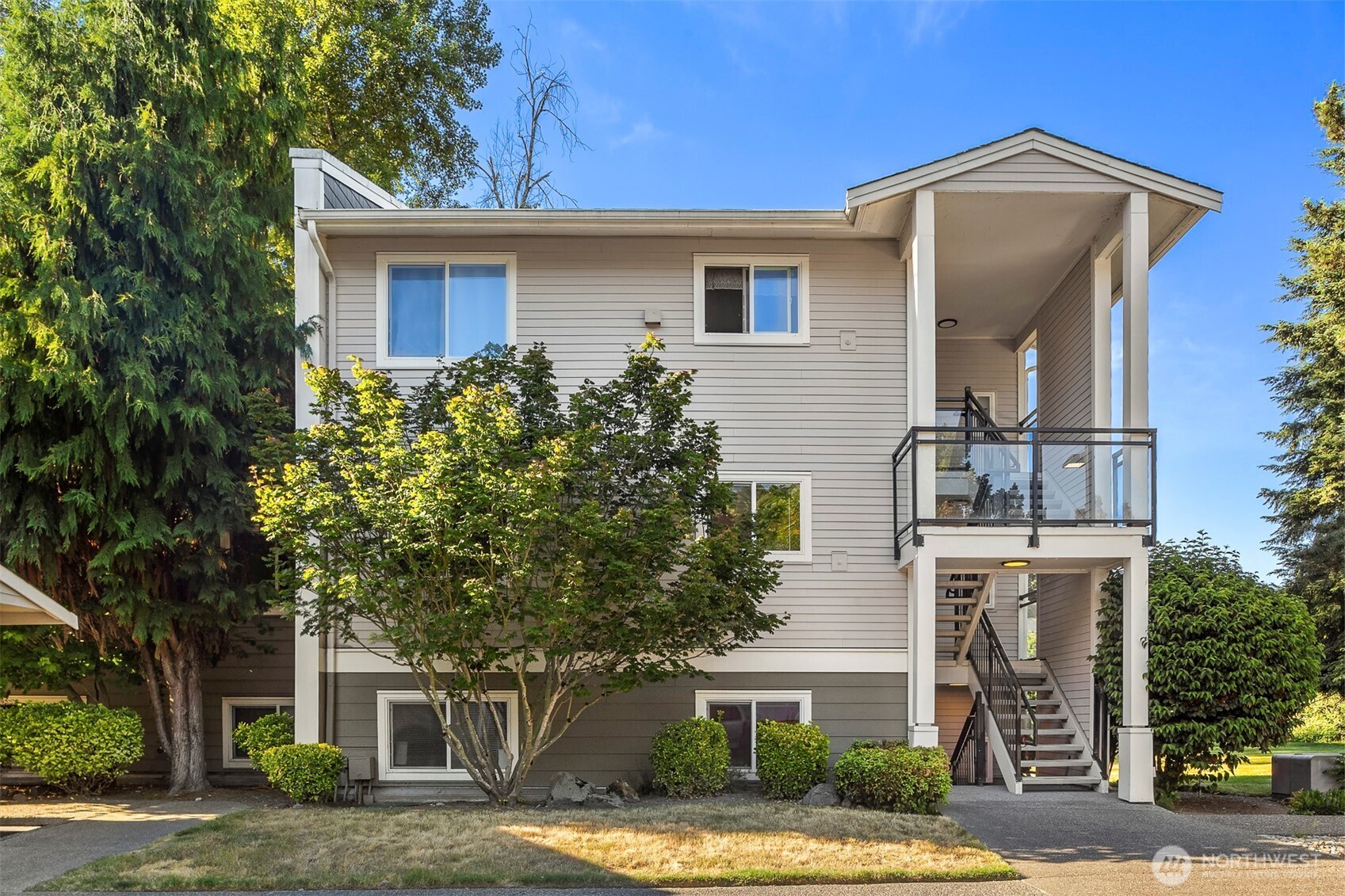 10822 E Riverside Drive Unit: C203