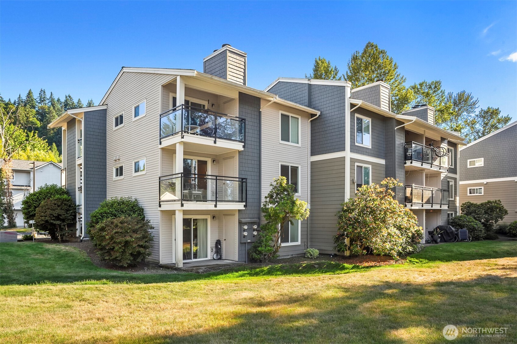 10822 E Riverside Drive Unit: C203
