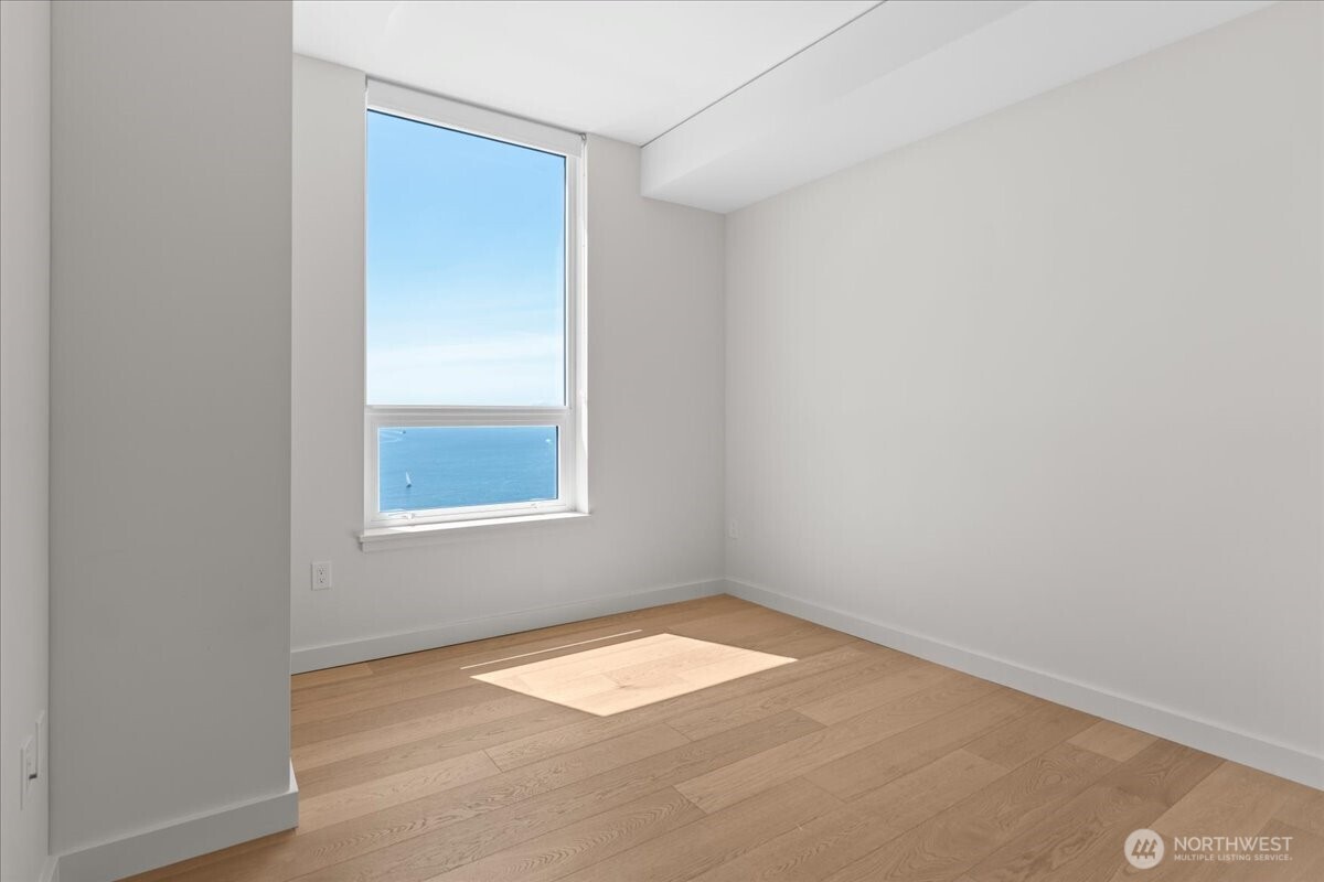 121 stewart Street Unit: 2507