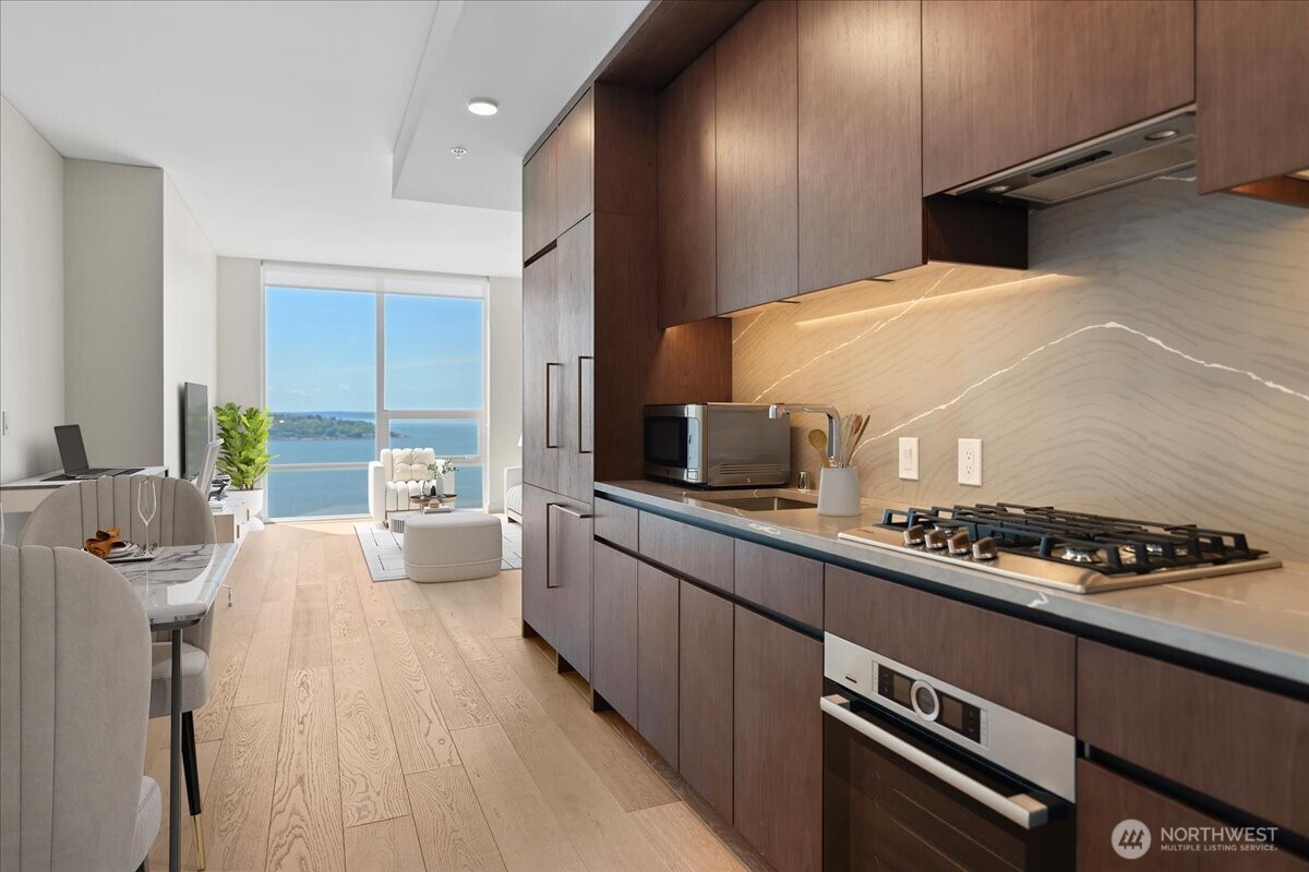 121 Stewart Street Unit: 2506
