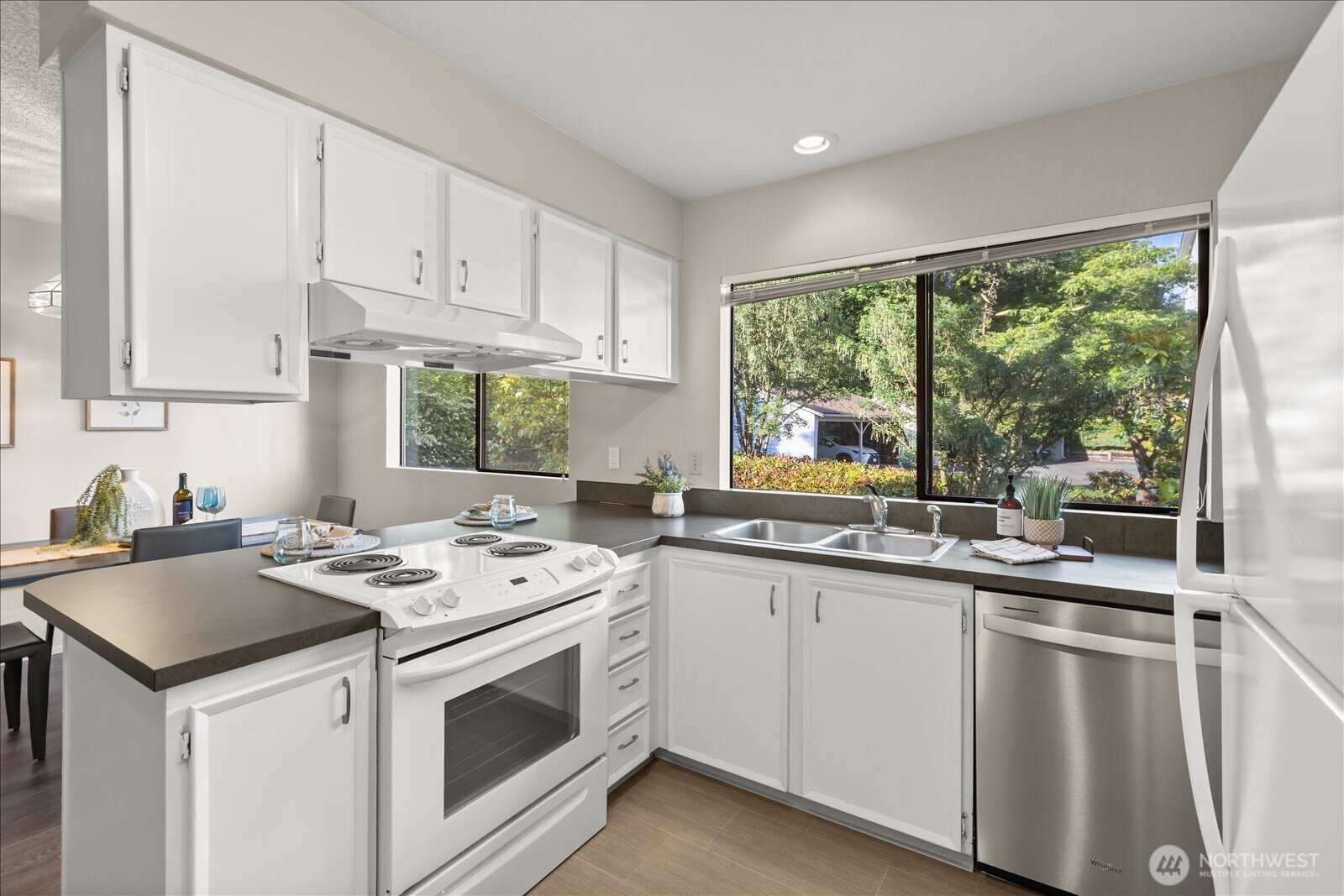 9910 NE 116th Street Unit: 202